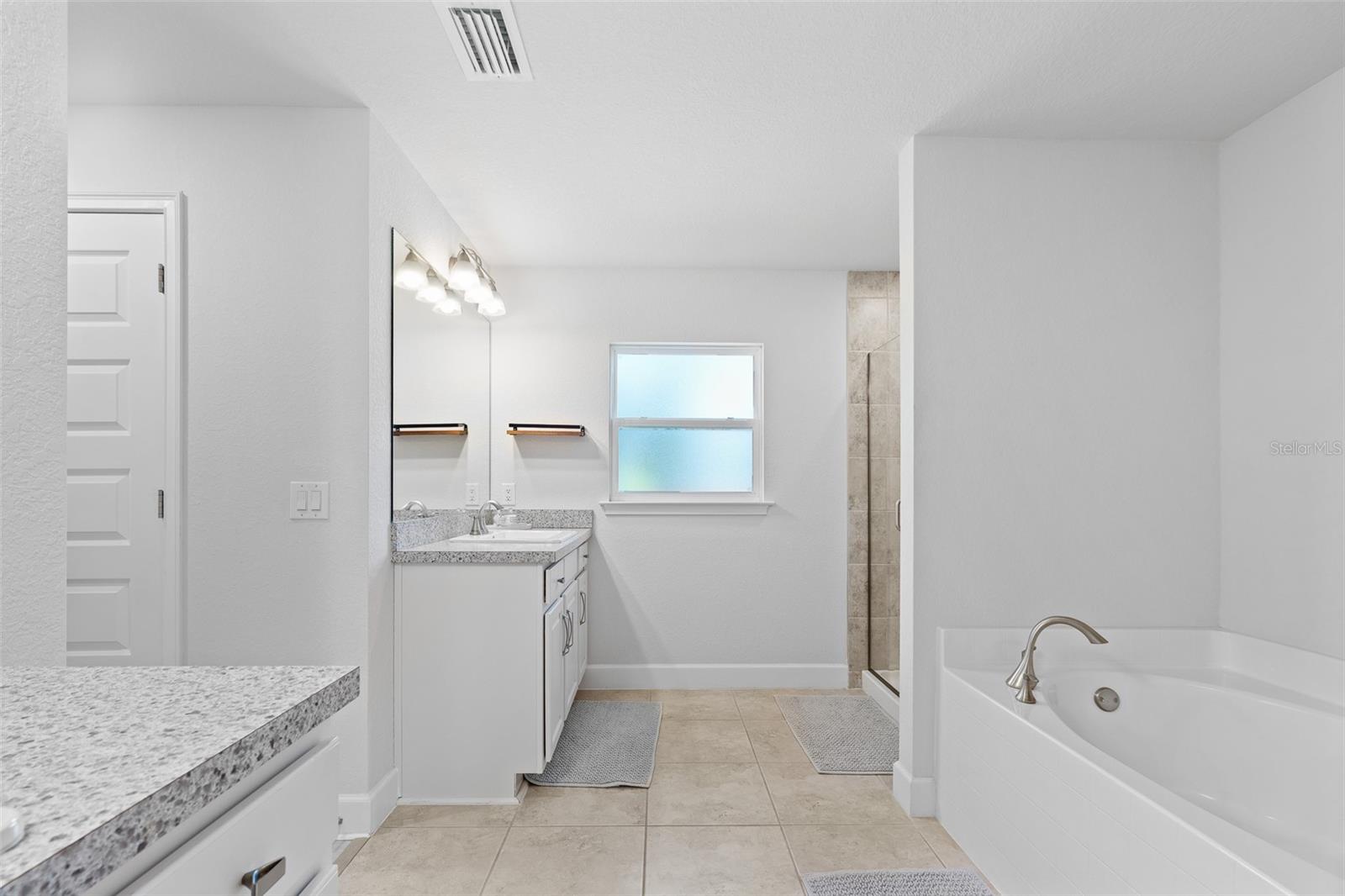 Image 27 of 43 For 400 Marlin Road