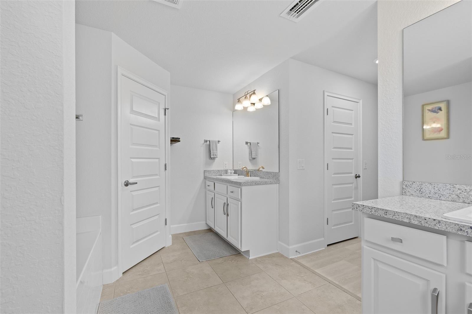 Image 28 of 43 For 400 Marlin Road