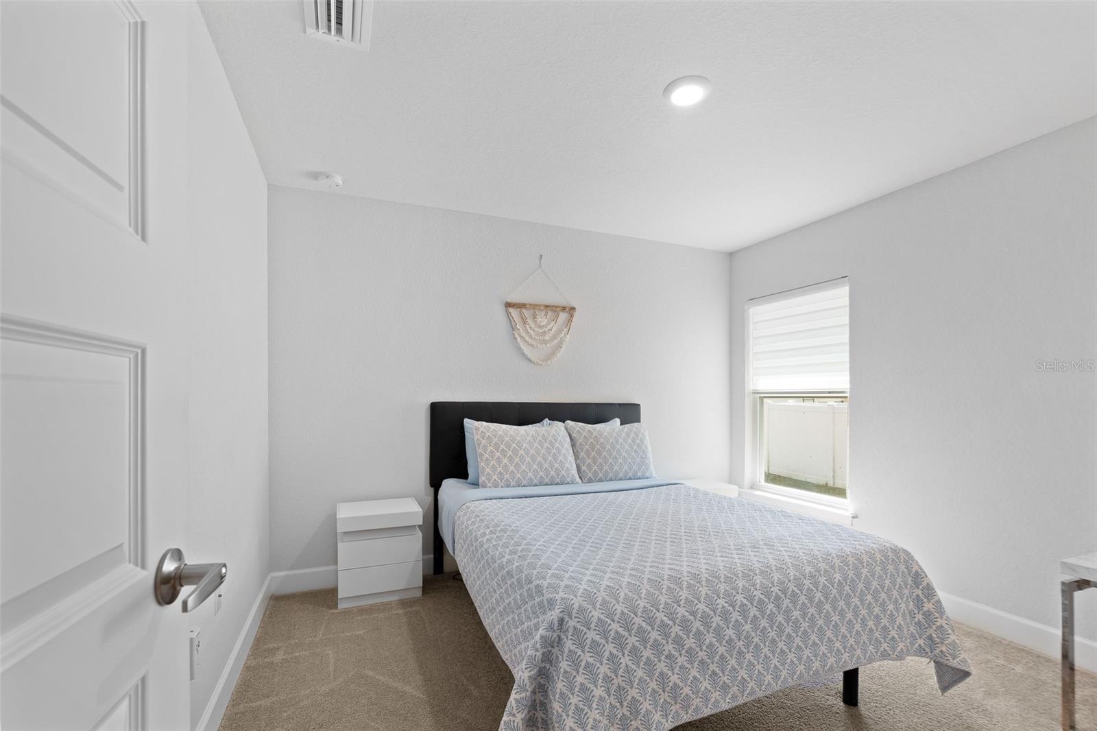 Image 37 of 43 For 400 Marlin Road