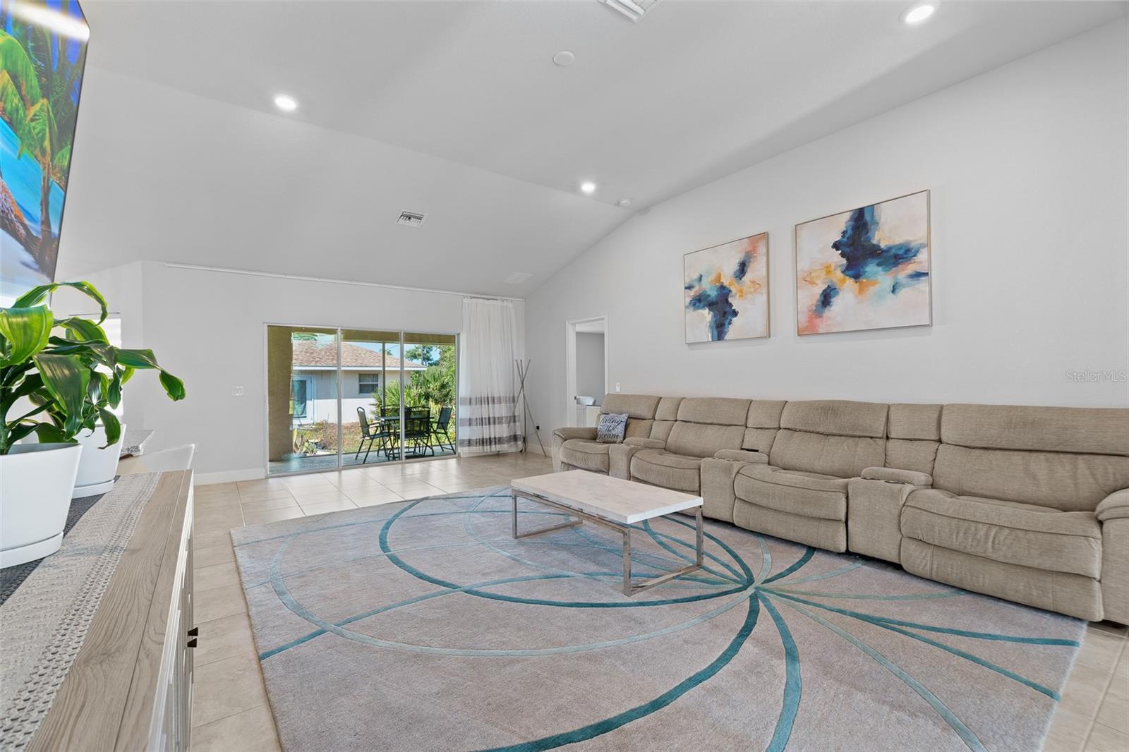 Image 8 of 43 For 400 Marlin Road