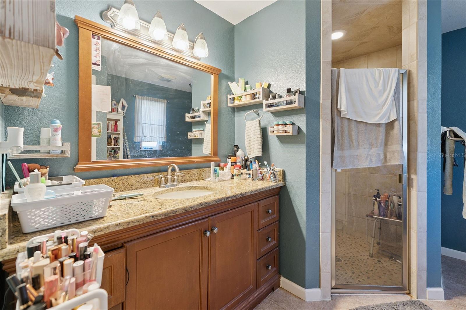 Image 21 of 29 For 195 Itasca Avenue