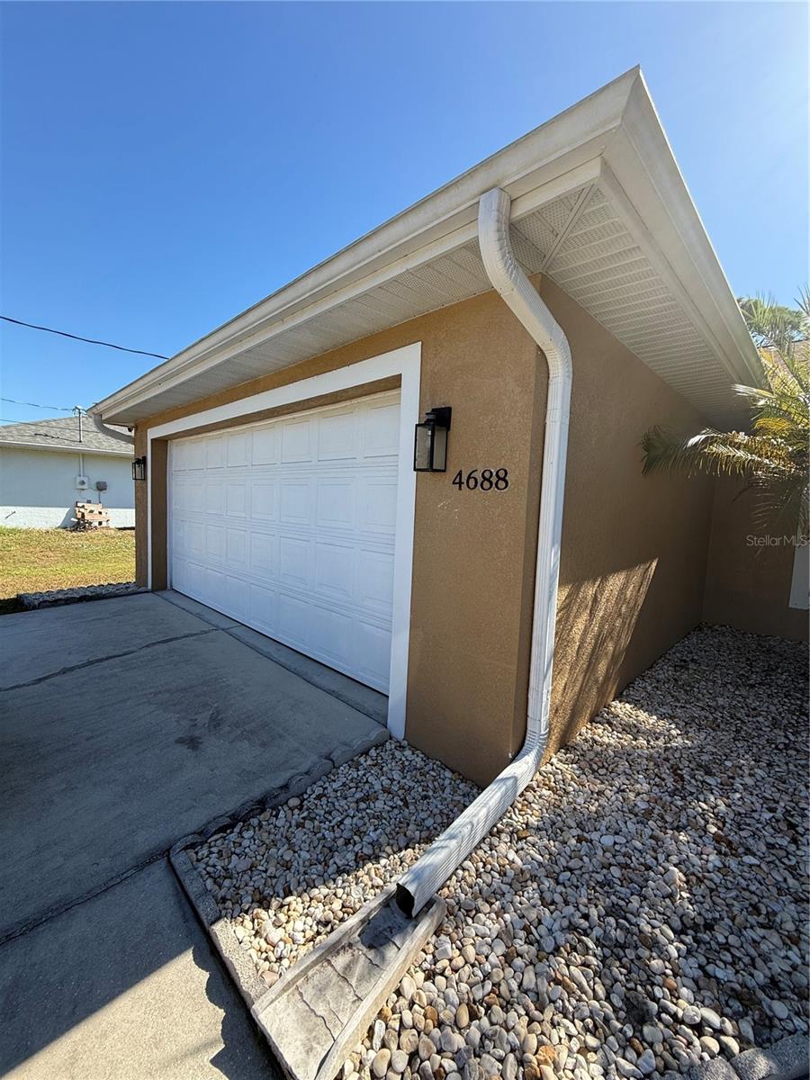 Image 2 of 35 For 4688 Heather Terrace