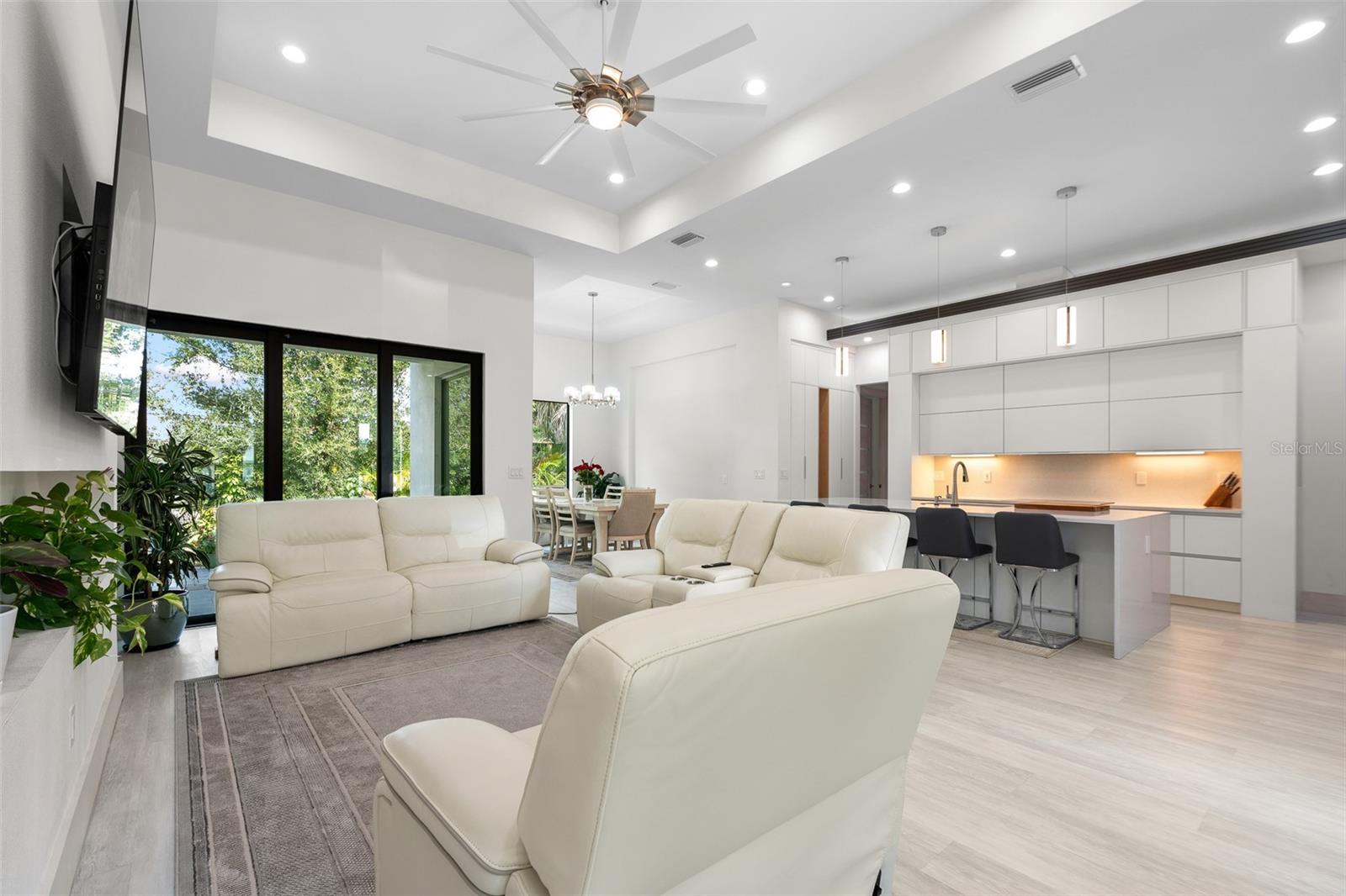 Image 10 of 44 For 380 Cowry Road