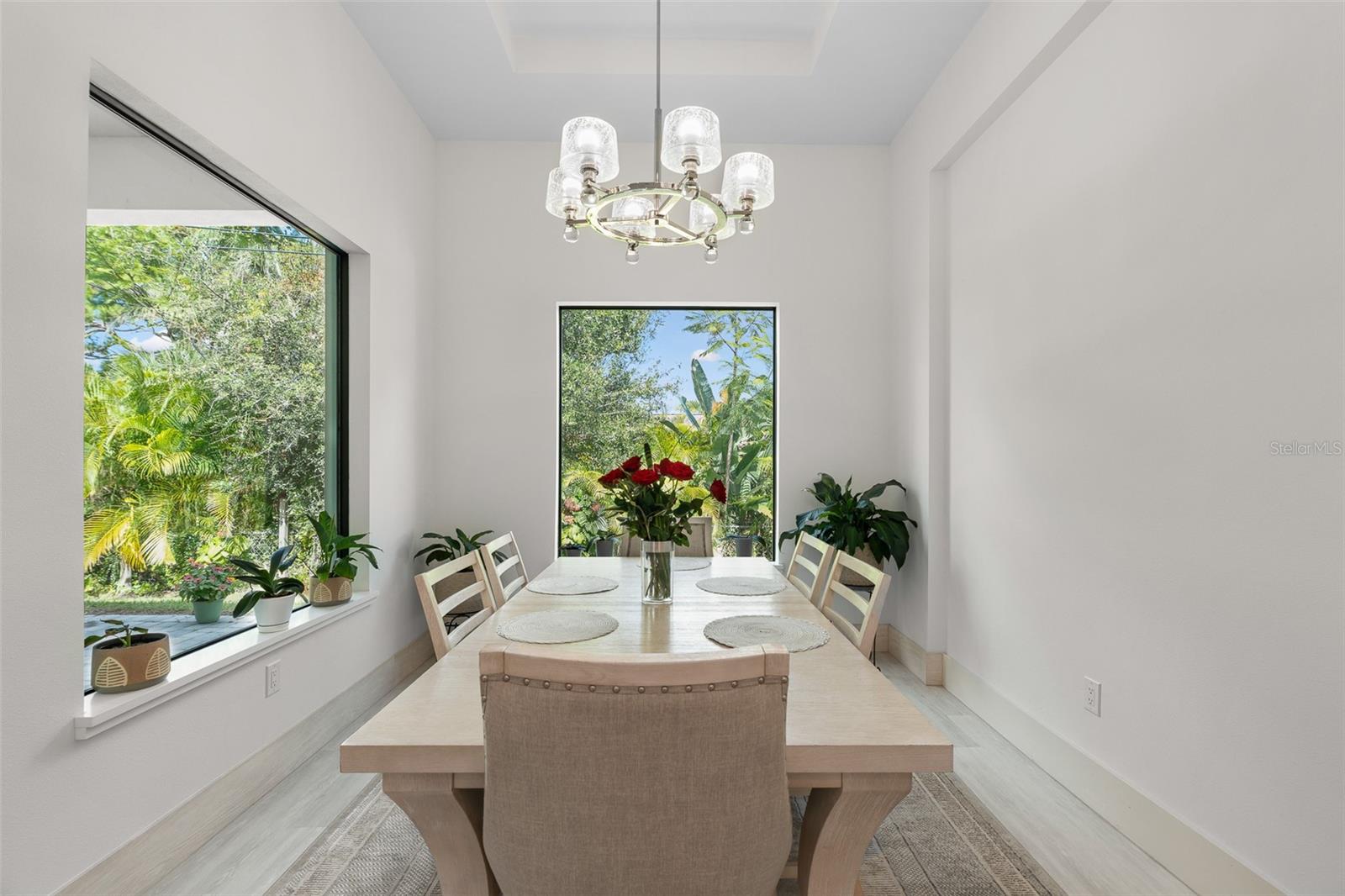 Image 19 of 44 For 380 Cowry Road