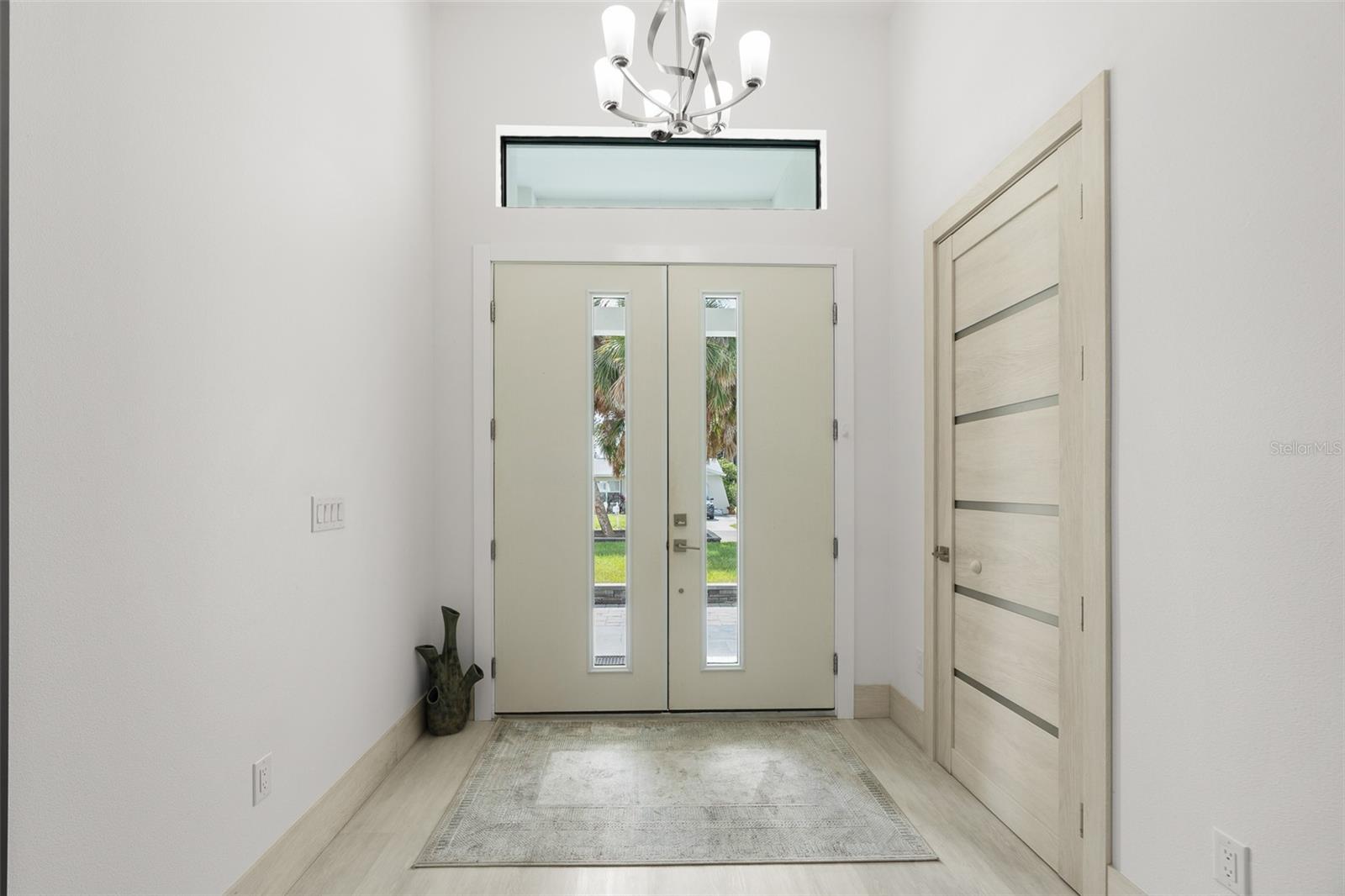 Image 7 of 44 For 380 Cowry Road