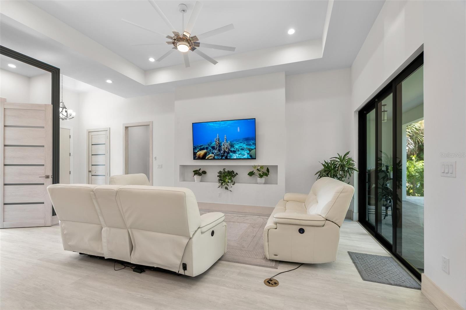 Image 9 of 44 For 380 Cowry Road