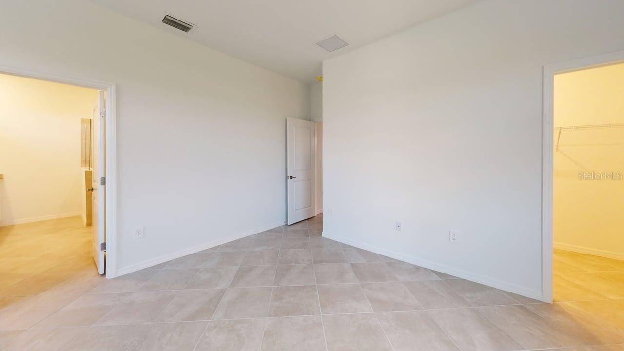 Image 11 of 37 For 1548 Saddlewood Circle