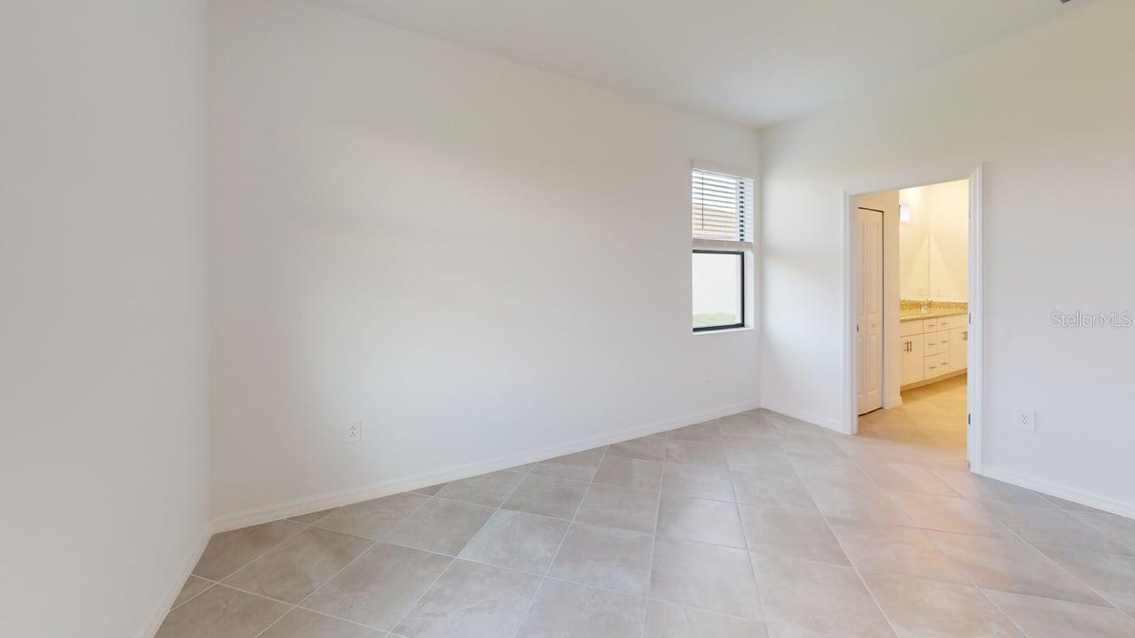 Image 14 of 37 For 1548 Saddlewood Circle