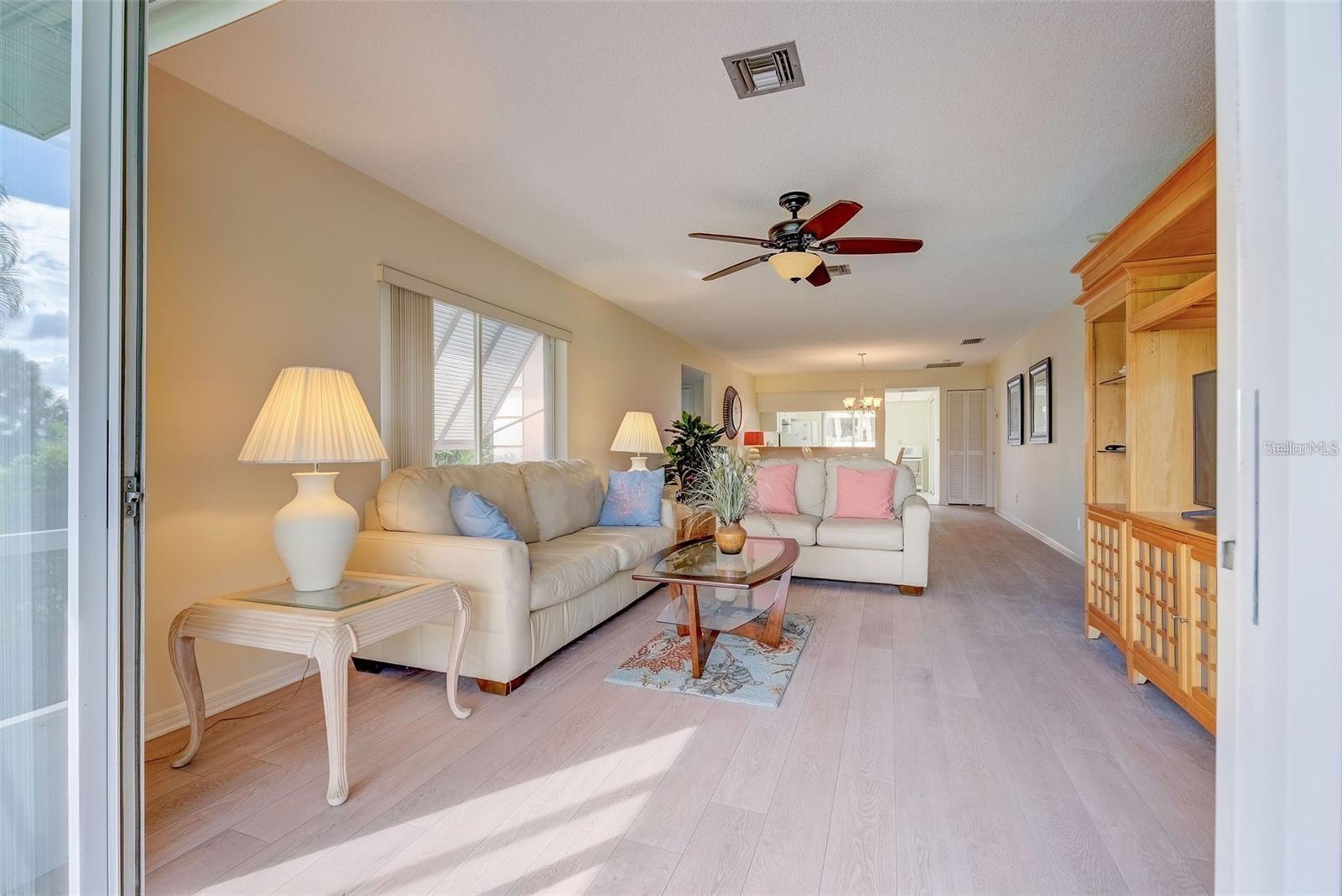 Image 7 of 47 For 314 Cerromar Way N 16