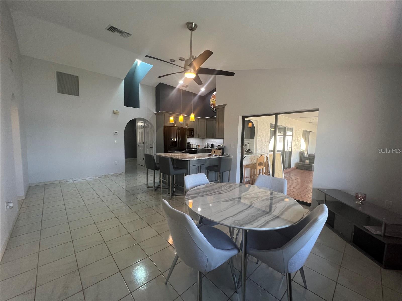 Image 16 of 50 For 470 Strasburg Drive