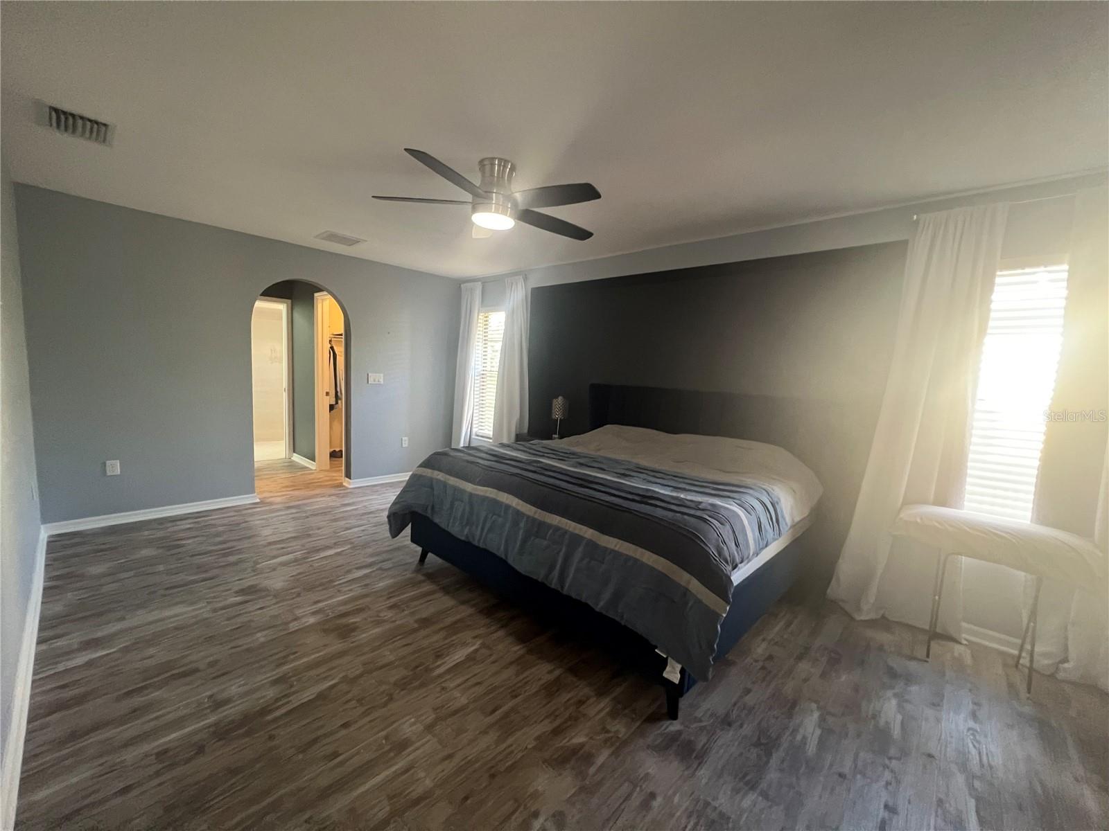 Image 26 of 50 For 470 Strasburg Drive