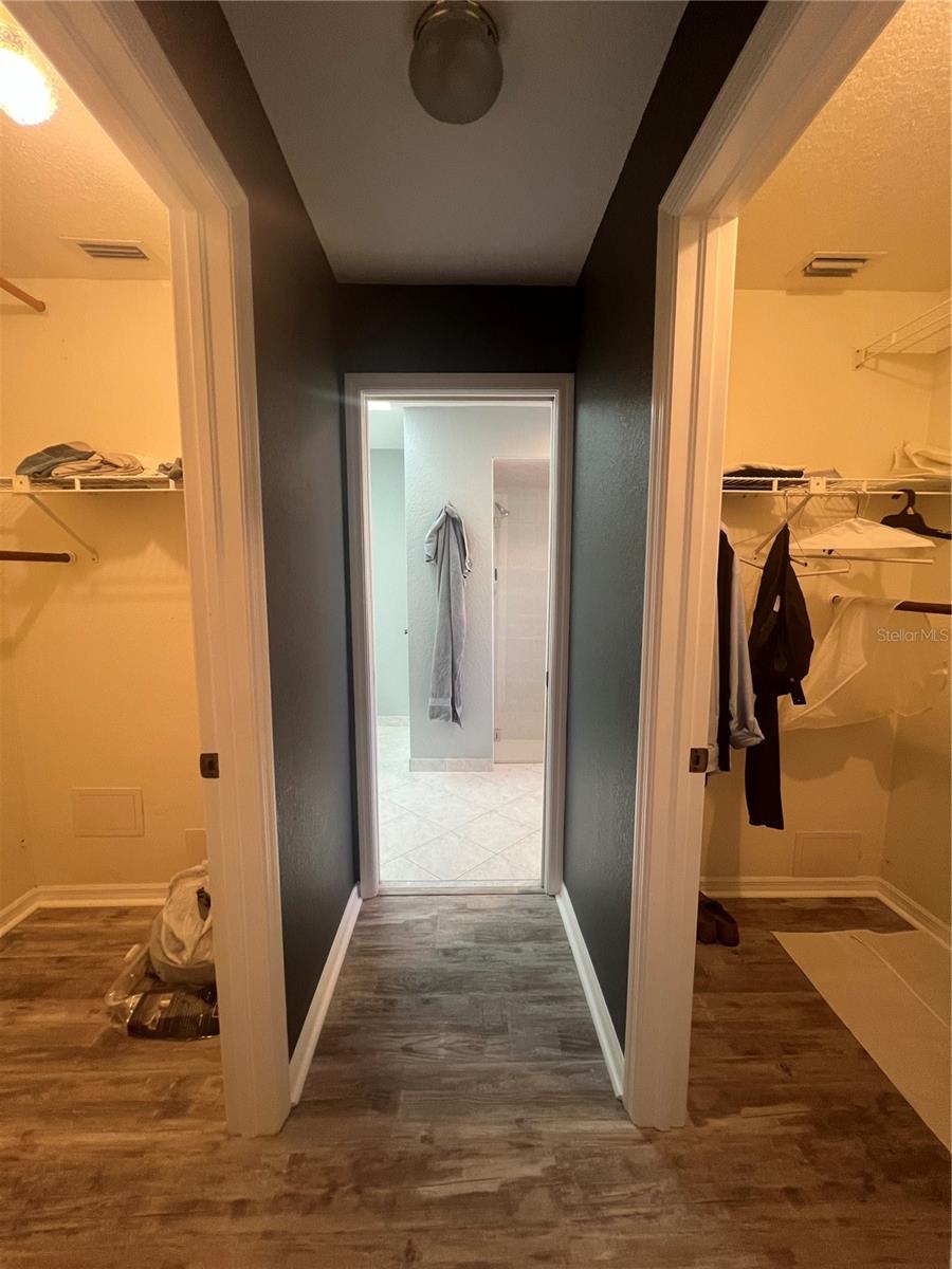 Image 28 of 50 For 470 Strasburg Drive