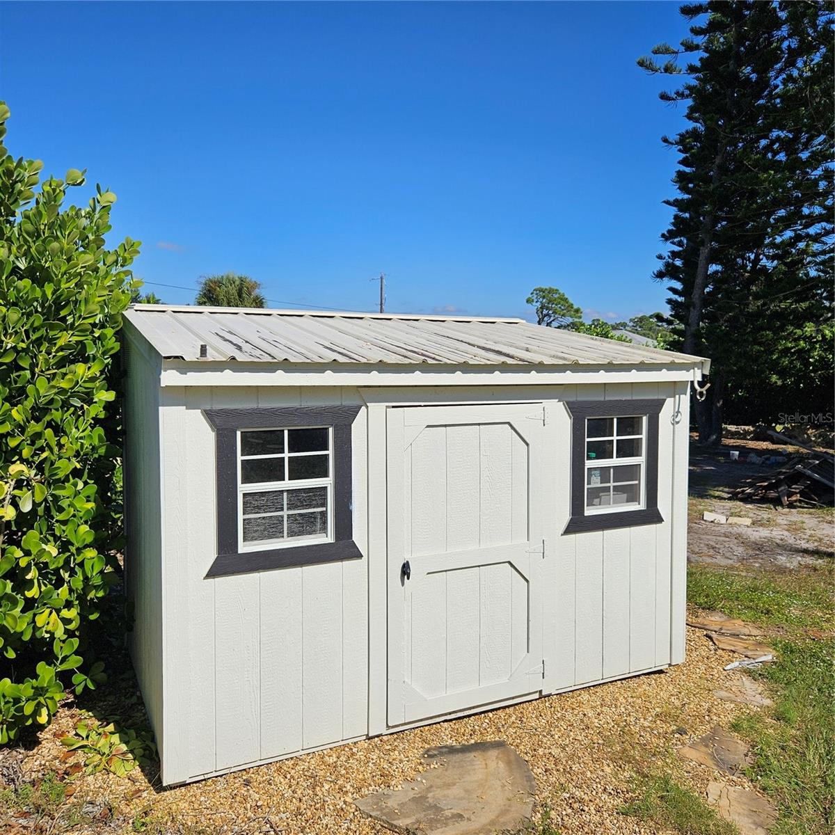 Image 6 of 6 For 535 Viridian Street