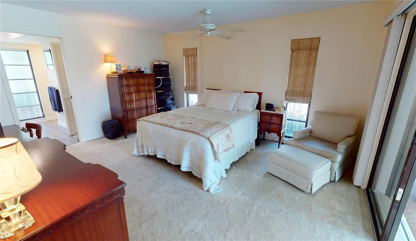 Image 17 of 44 For 18422 Burkholder Circle