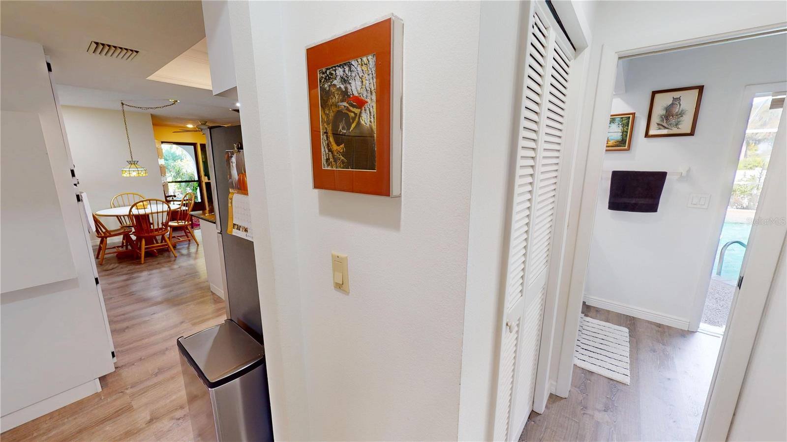 Image 25 of 44 For 18422 Burkholder Circle