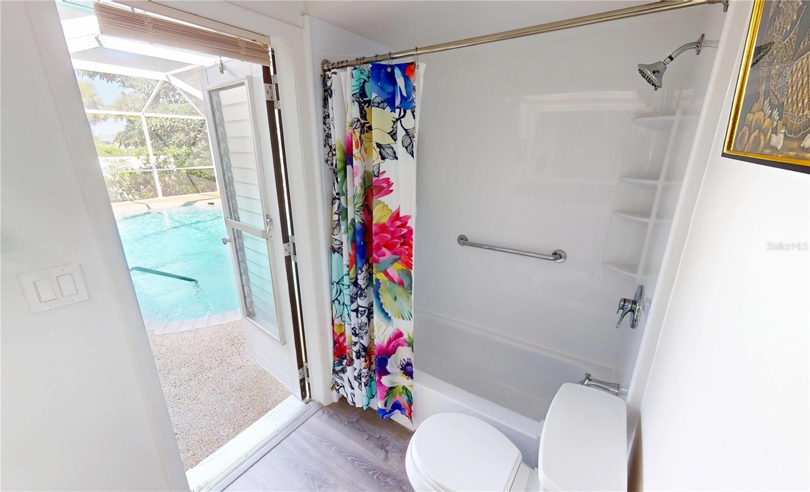 Image 27 of 44 For 18422 Burkholder Circle