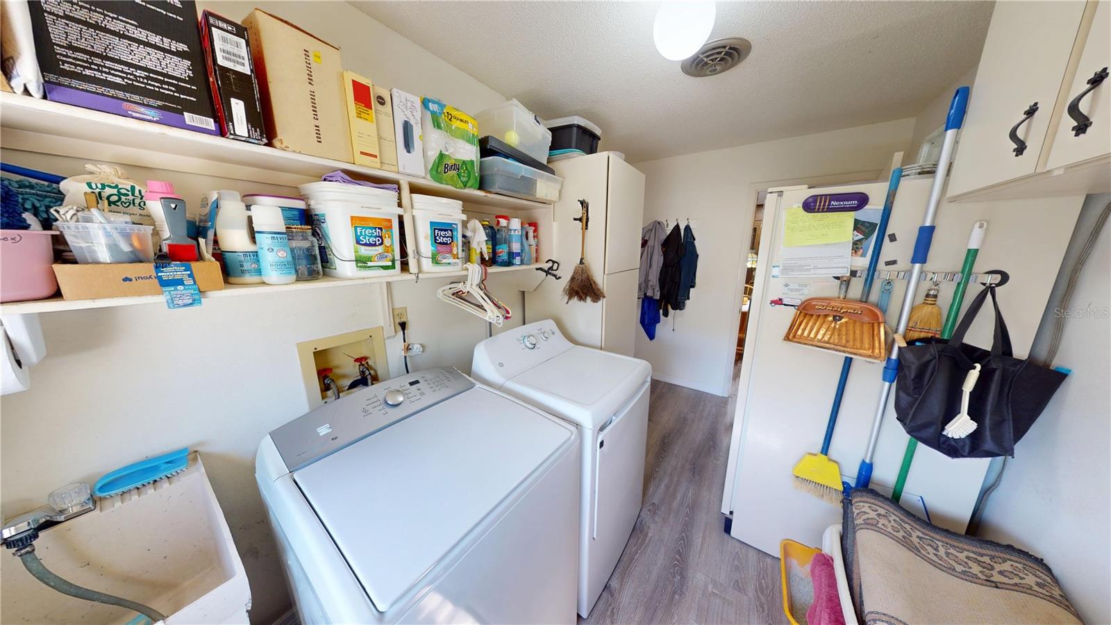 Image 32 of 44 For 18422 Burkholder Circle