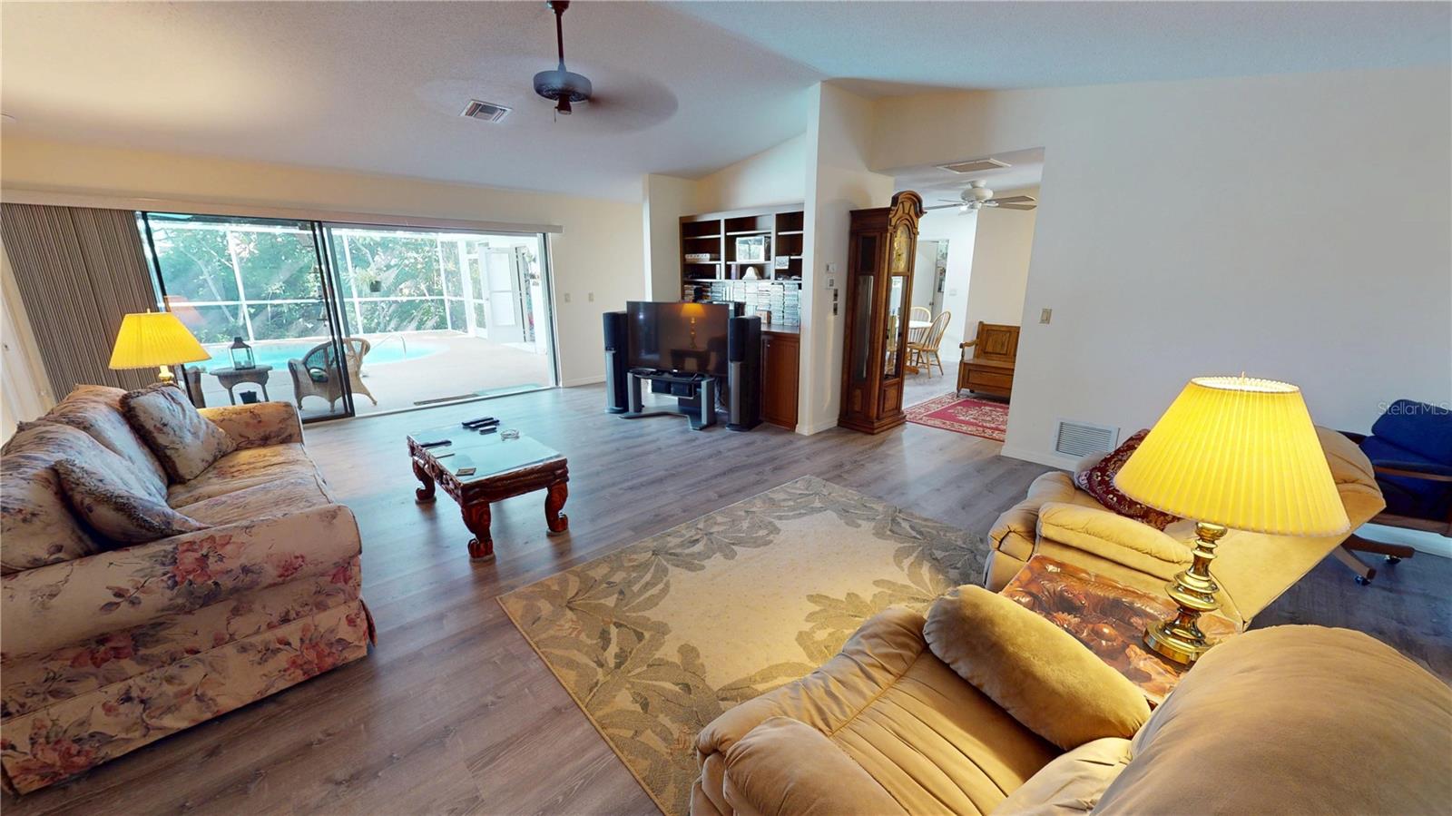 Image 8 of 44 For 18422 Burkholder Circle