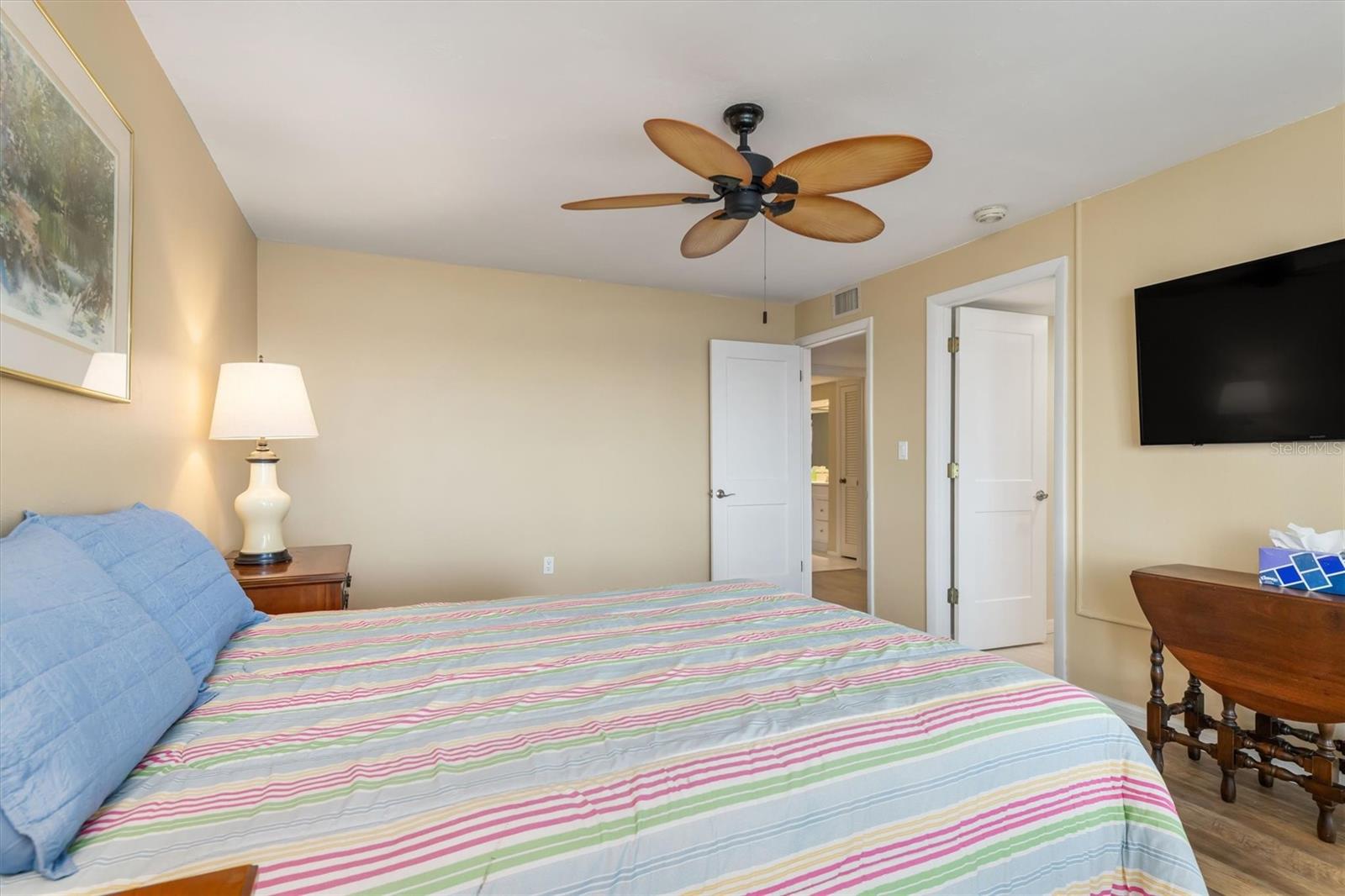 Image 18 of 55 For 1 Colony Point Drive A20