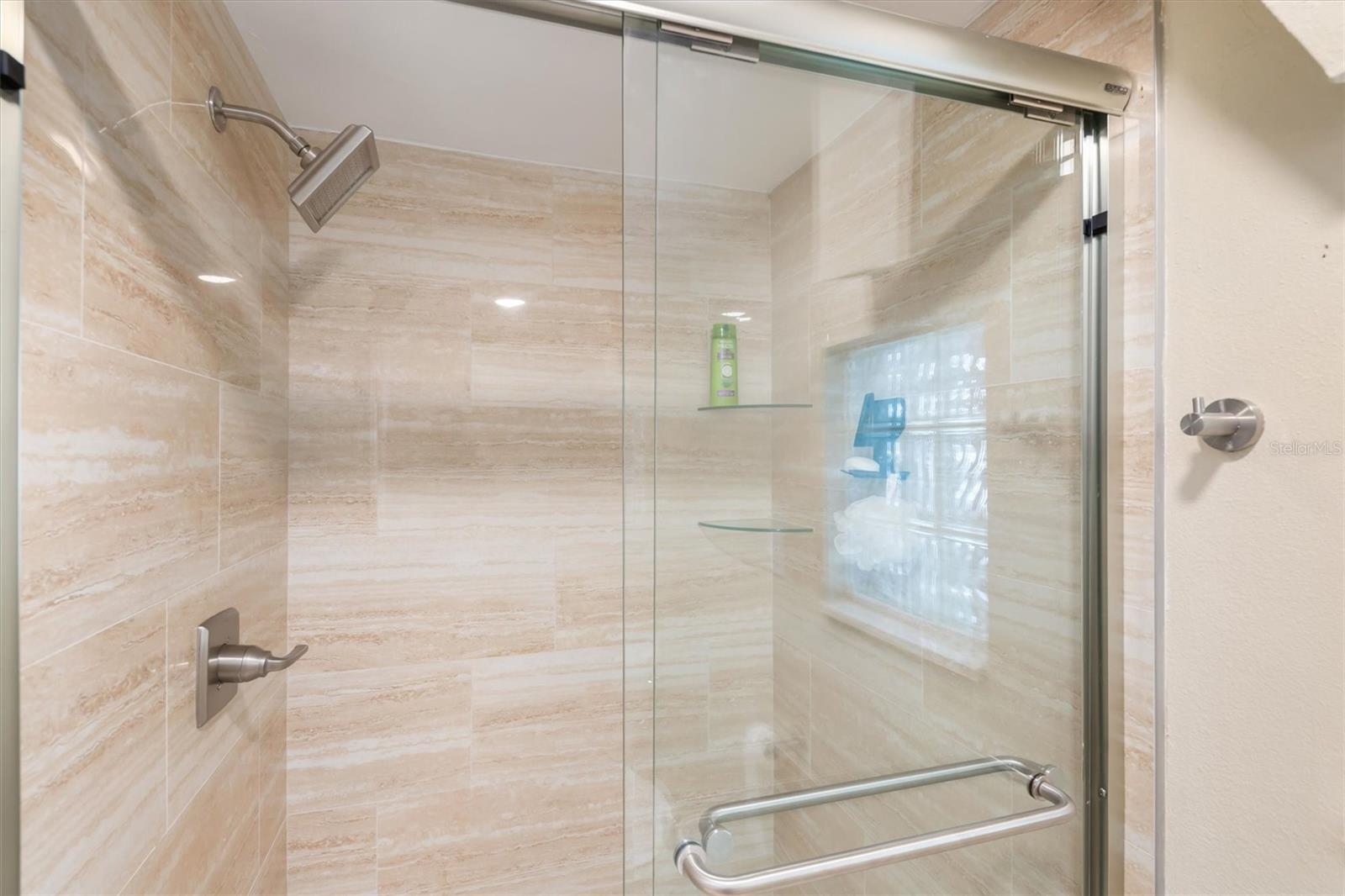 Image 22 of 55 For 1 Colony Point Drive A20