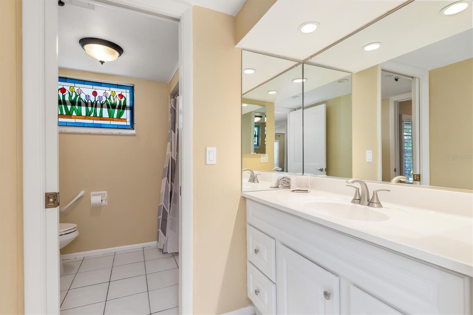 Image 29 of 55 For 1 Colony Point Drive A20