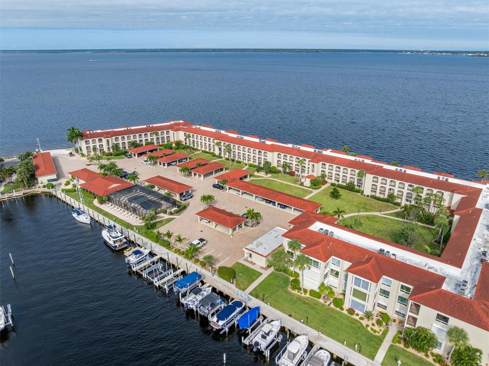 Image 4 of 55 For 1 Colony Point Drive A20