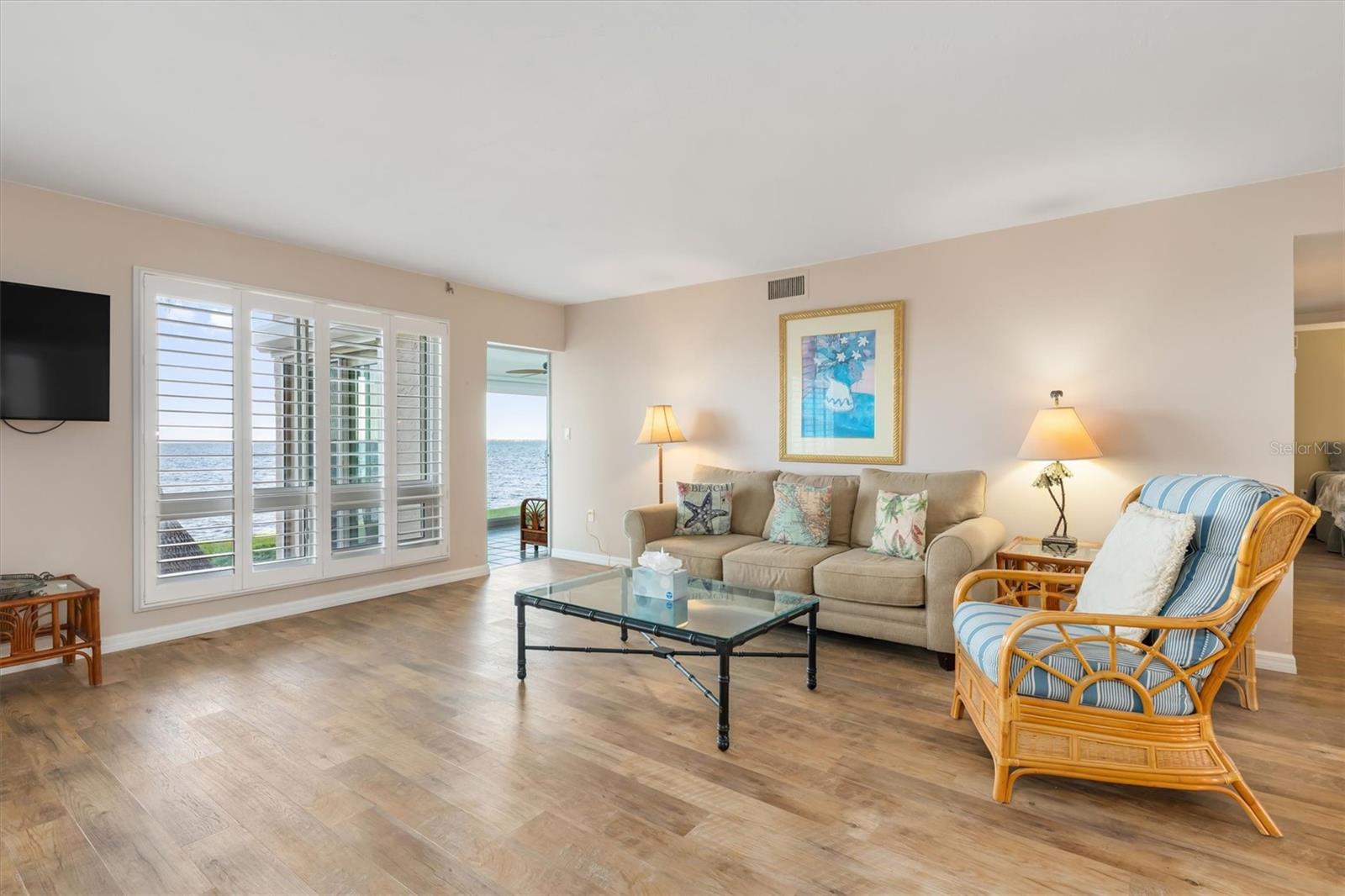 Image 7 of 55 For 1 Colony Point Drive A20