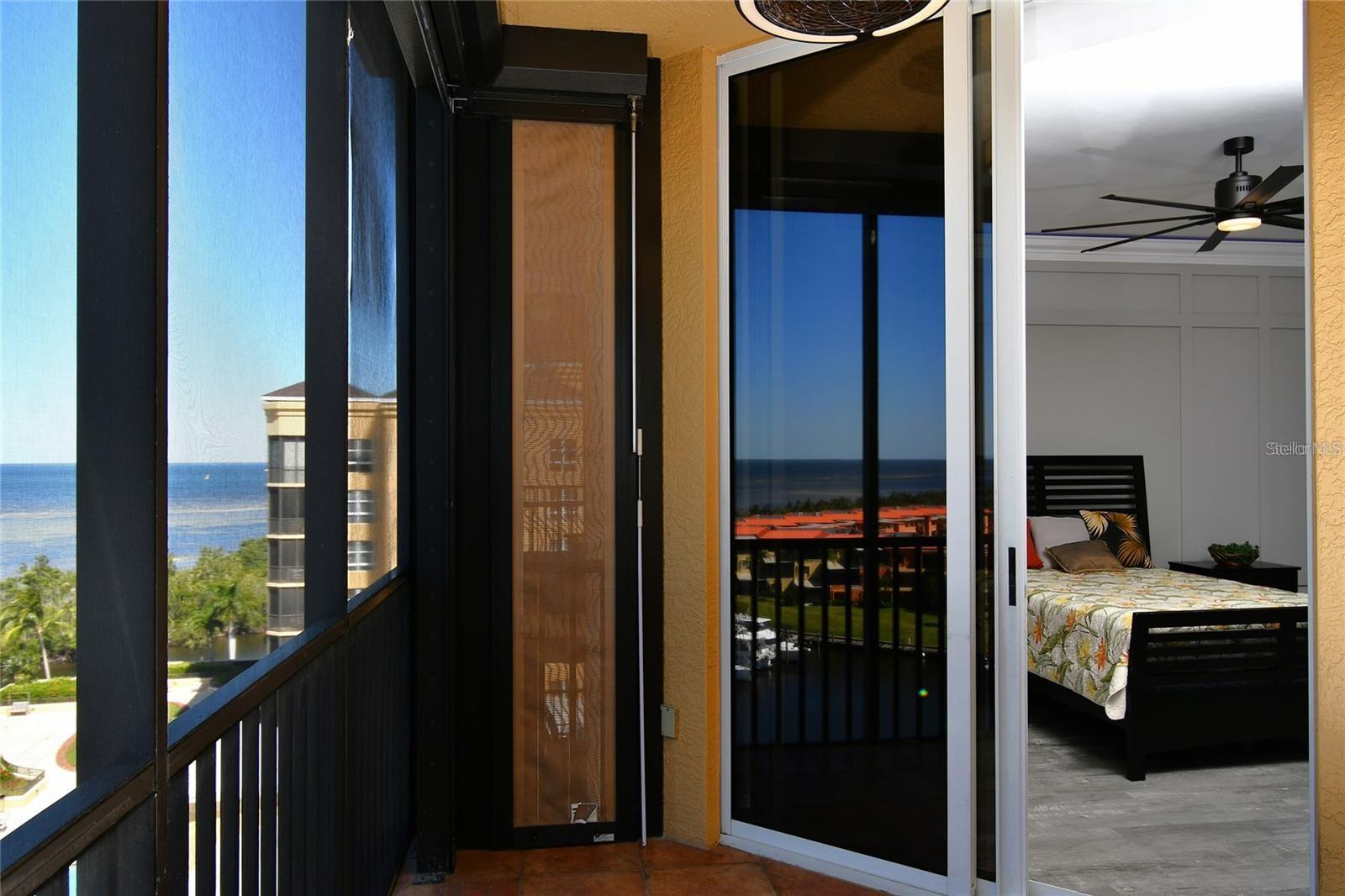 Listing photo id 29 for 3313 Sunset Key Circle 705