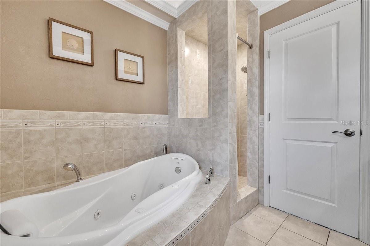 Image 22 of 48 For 5305 Malaluka Court