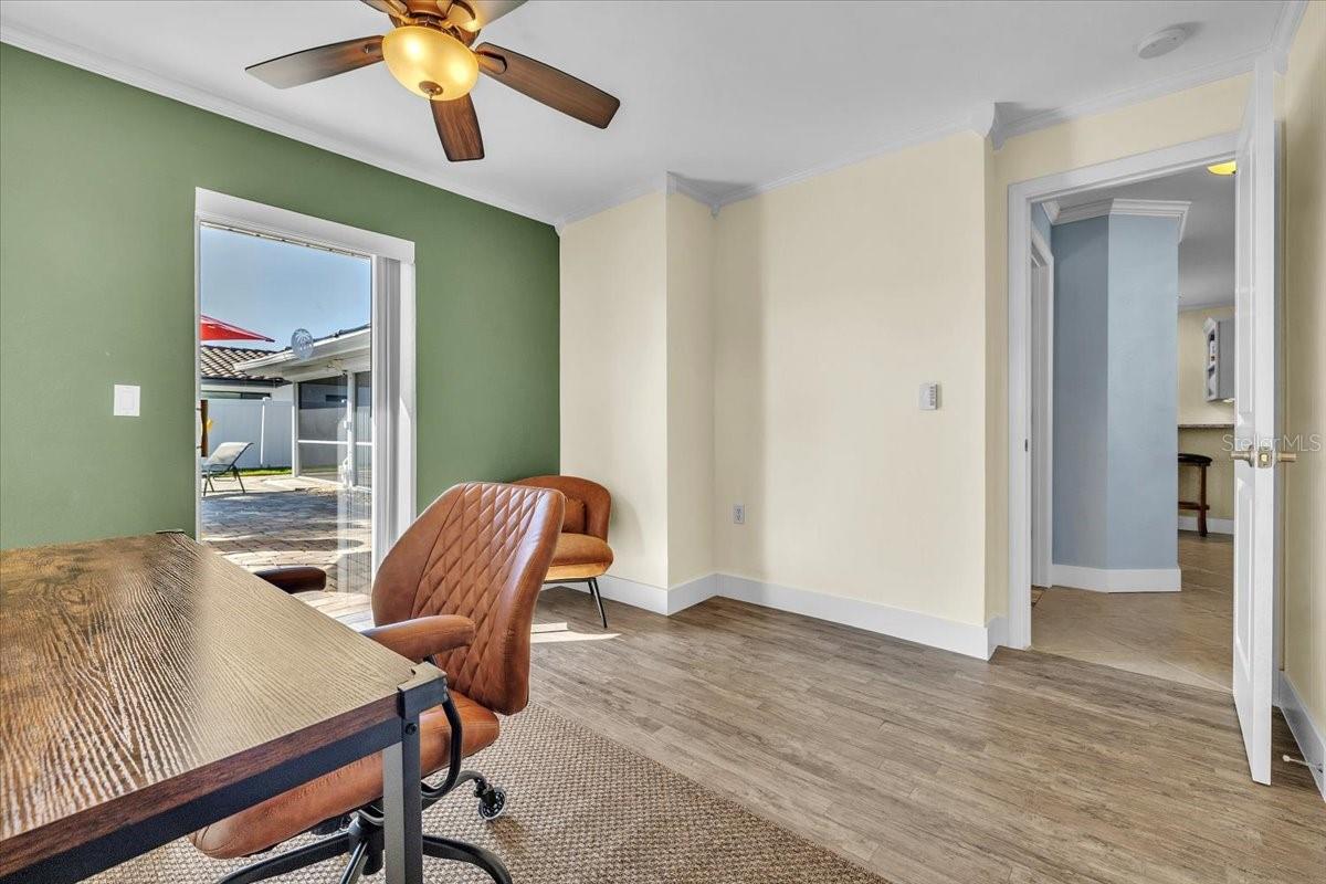 Image 24 of 48 For 5305 Malaluka Court