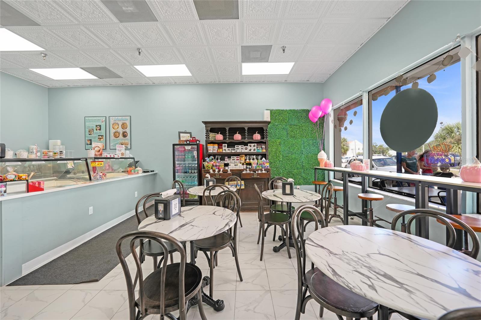 Image 2 of 26 For 203 Oak Street