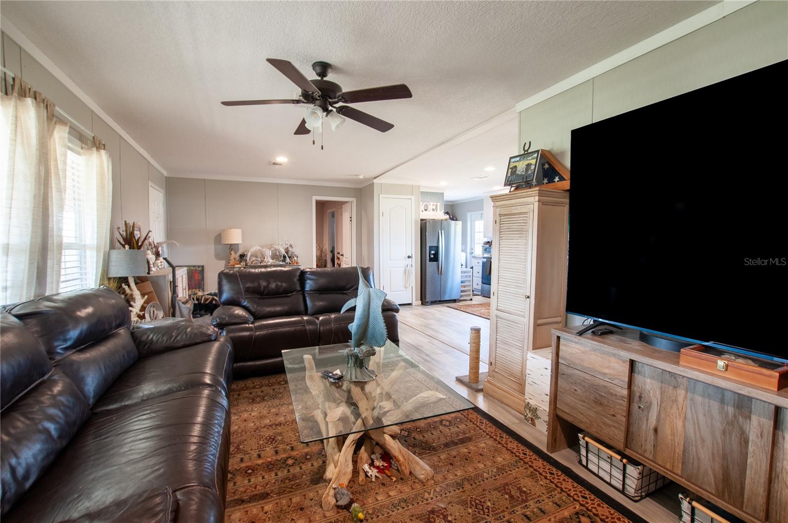 Image 5 of 31 For 3902 Addison Avenue