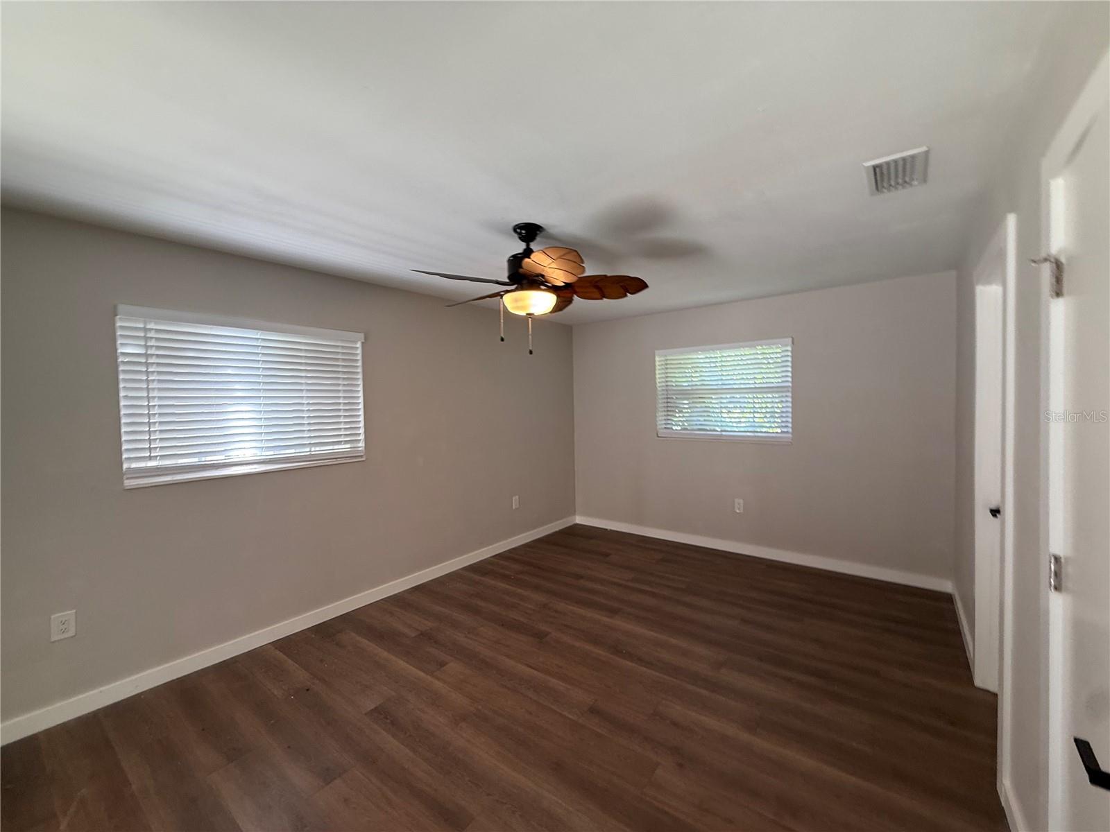 Image 11 of 26 For 51 Lagoon Drive