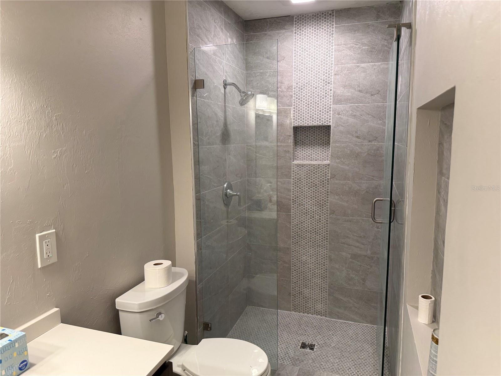 Image 19 of 26 For 51 Lagoon Drive