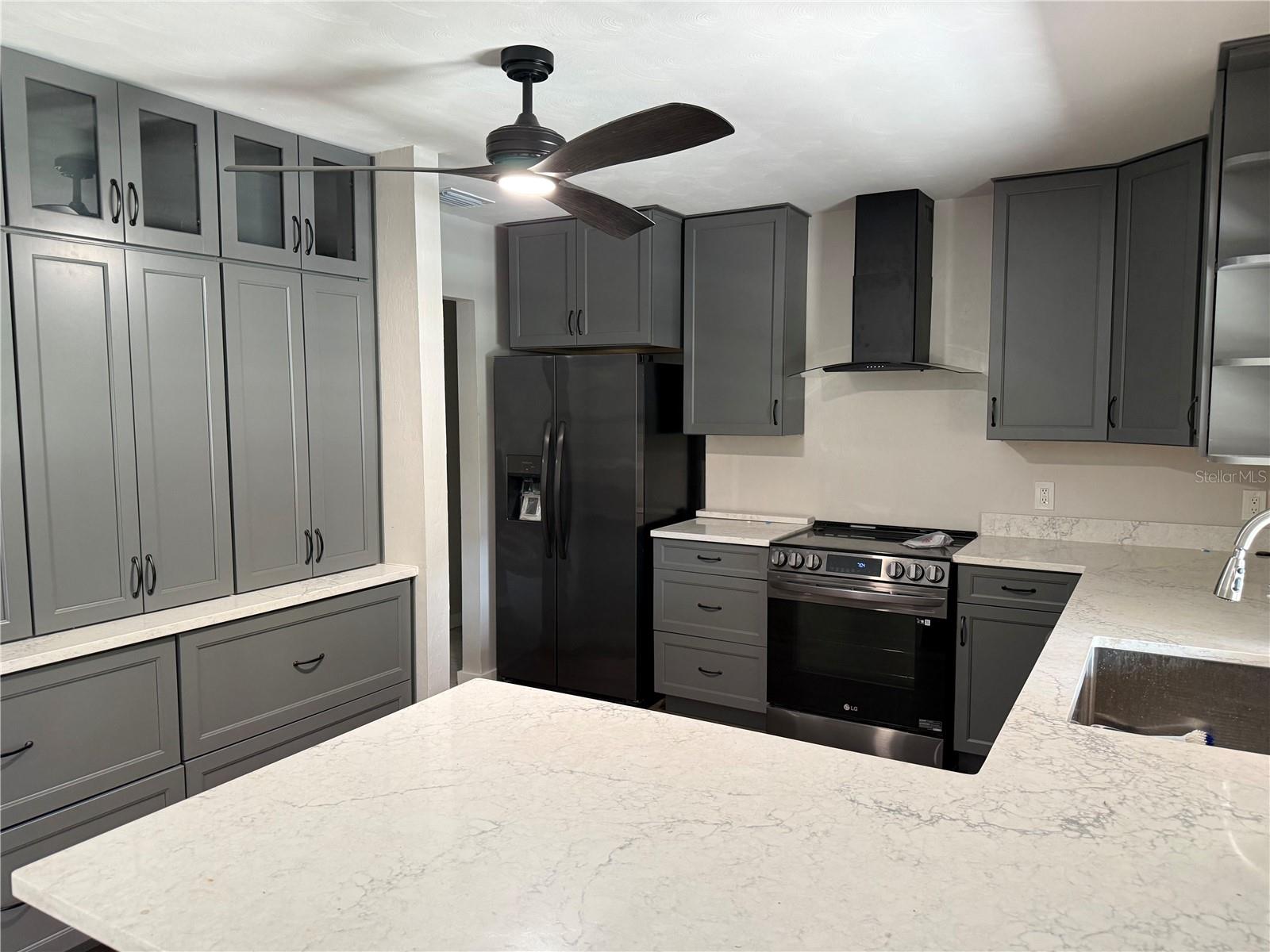 Image 7 of 26 For 51 Lagoon Drive