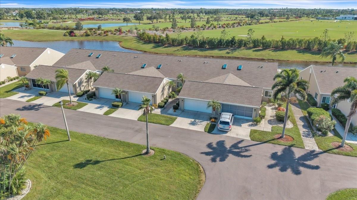 Image 2 of 70 For 12221 Kingsway Circle B2