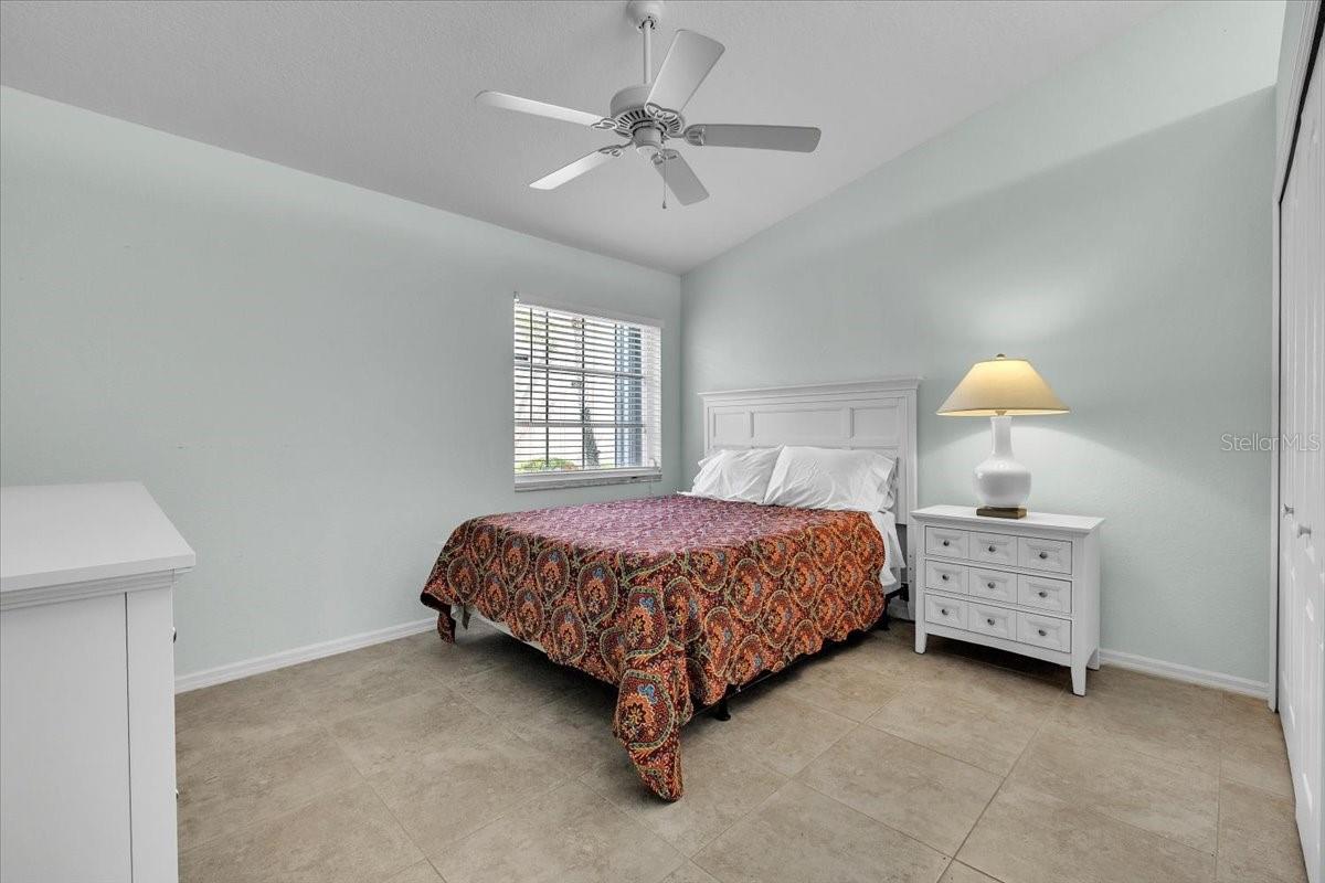 Image 32 of 70 For 12221 Kingsway Circle B2