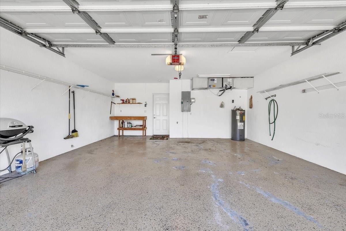 Image 47 of 70 For 12221 Kingsway Circle B2