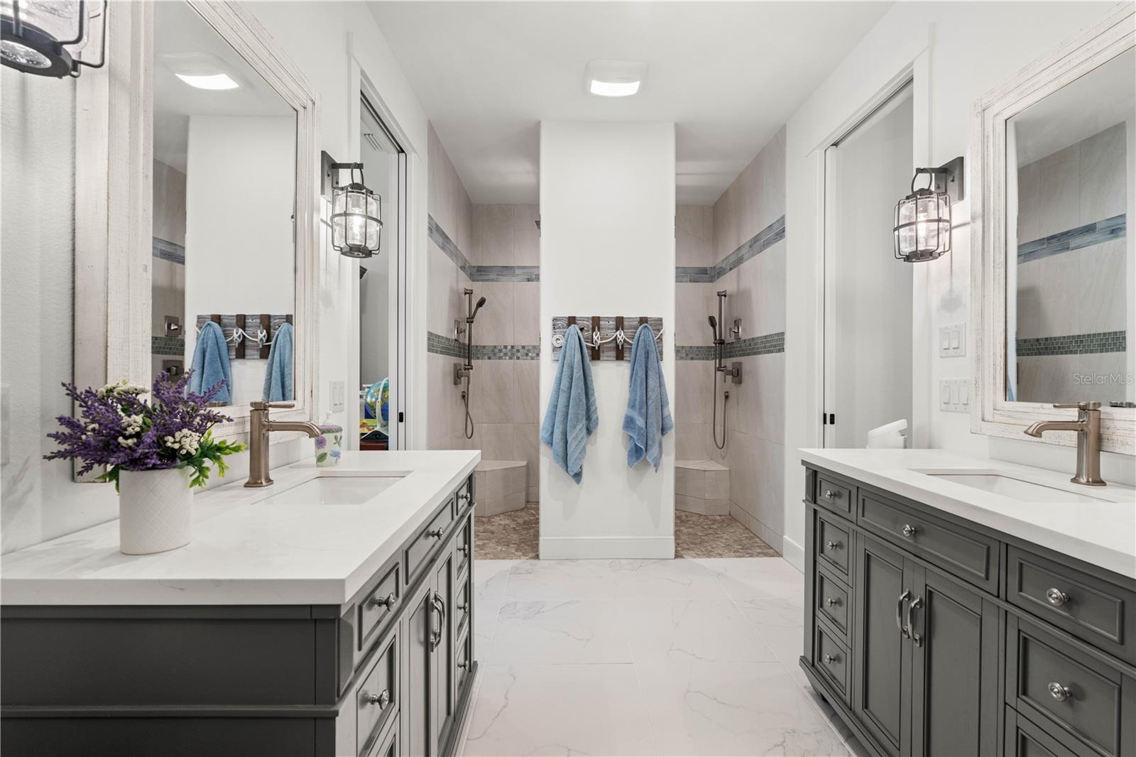 Image 32 of 68 For 2750 Marion Avenue