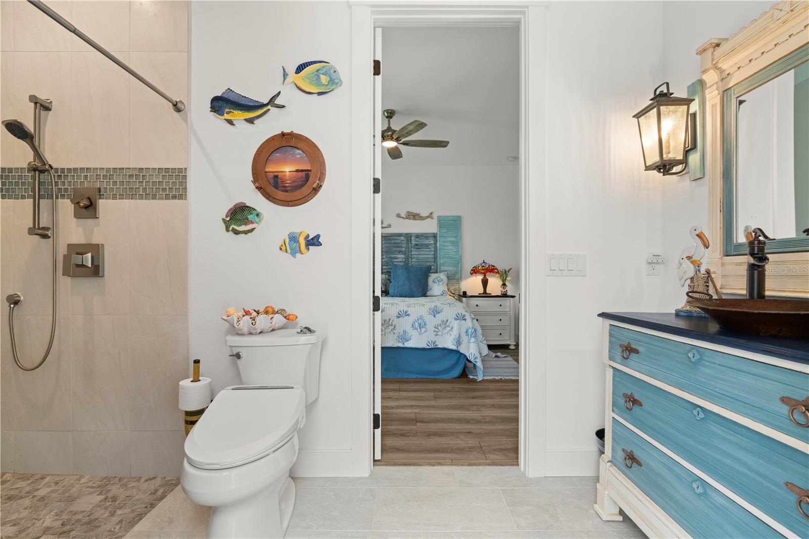 Image 41 of 68 For 2750 Marion Avenue