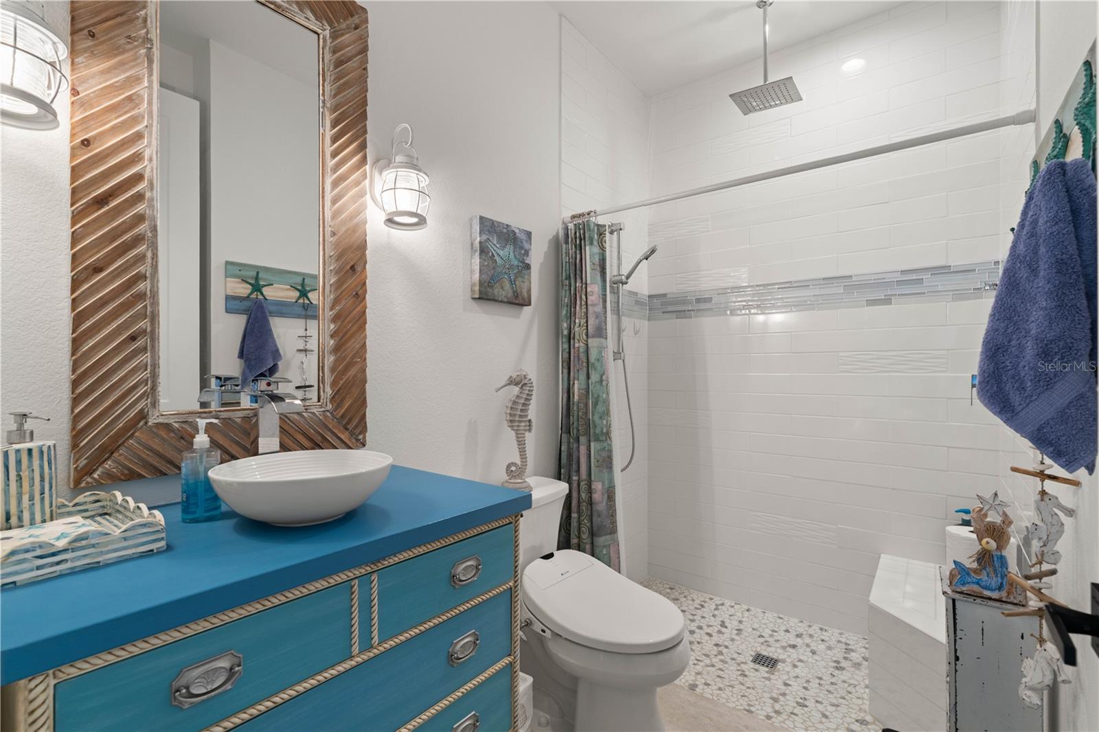 Image 45 of 68 For 2750 Marion Avenue