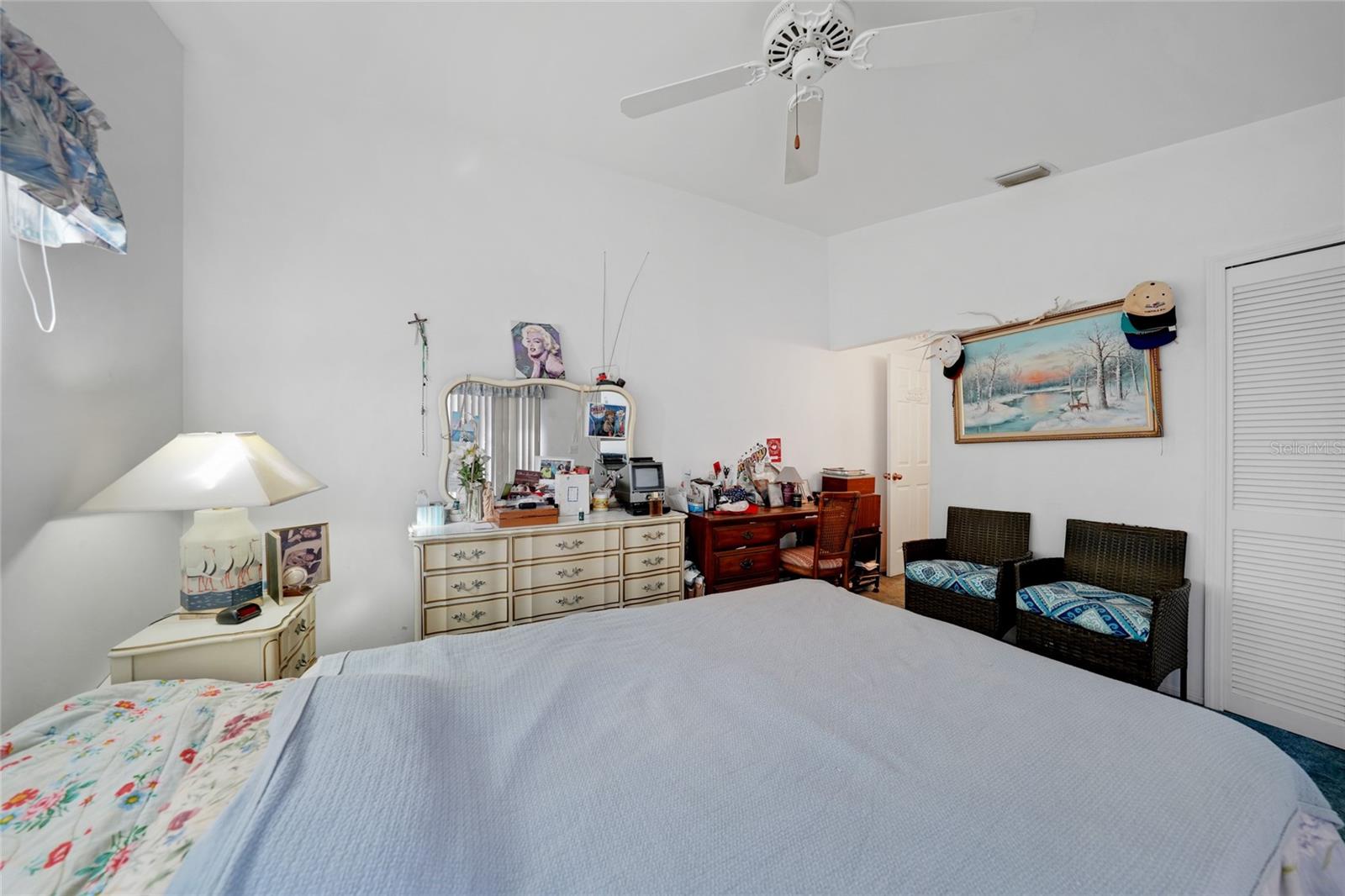 Image 15 of 26 For 3300 Loveland Boulevard 1504