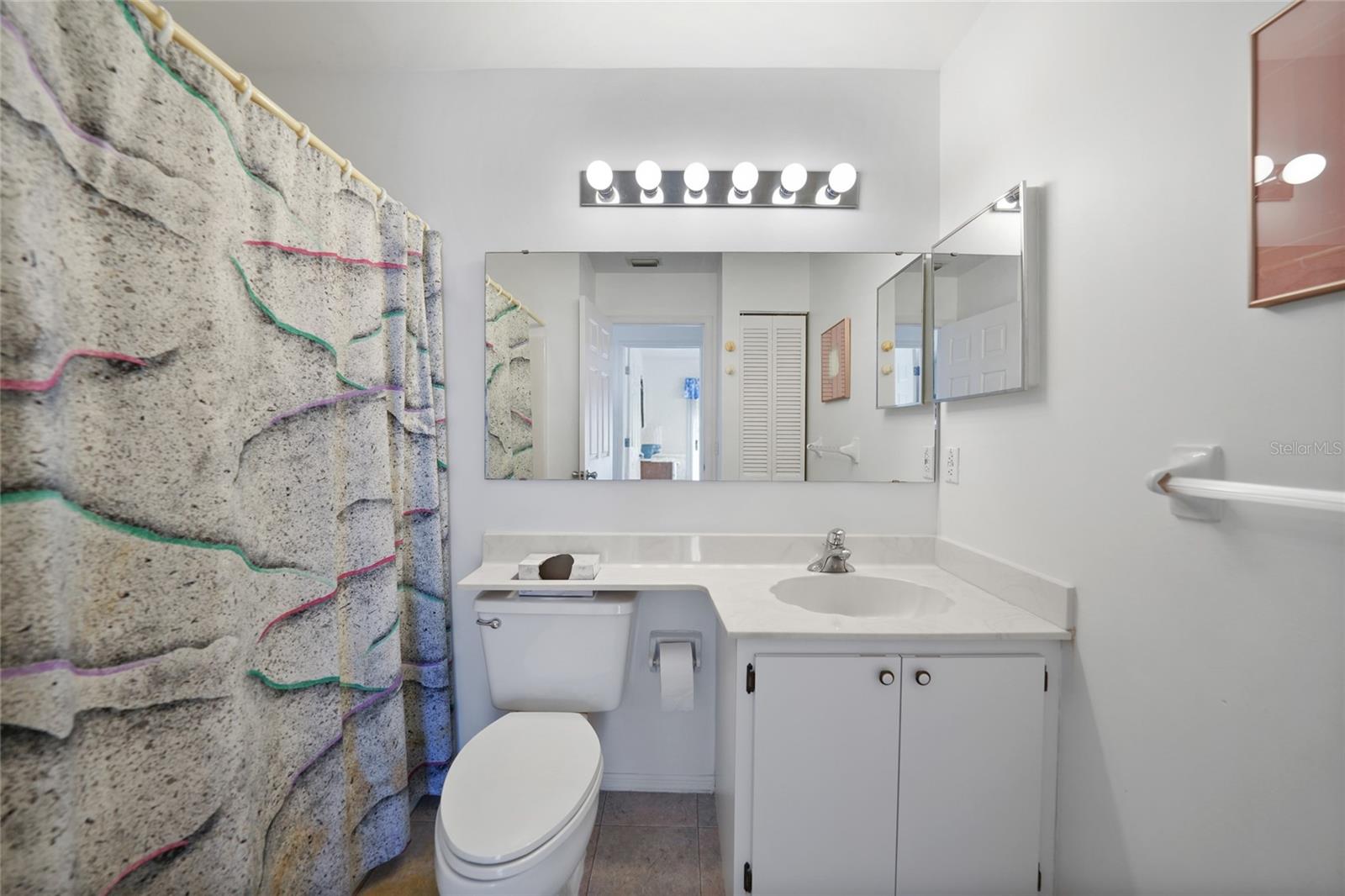 Image 20 of 26 For 3300 Loveland Boulevard 1504