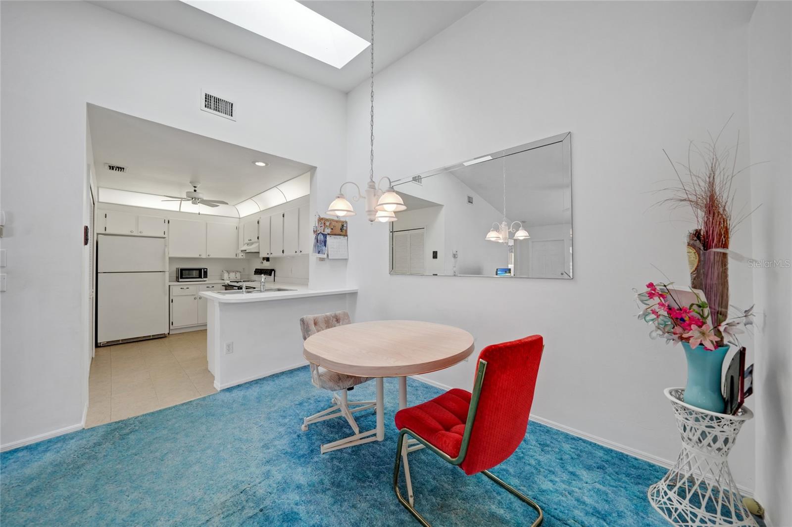 Image 9 of 26 For 3300 Loveland Boulevard 1504