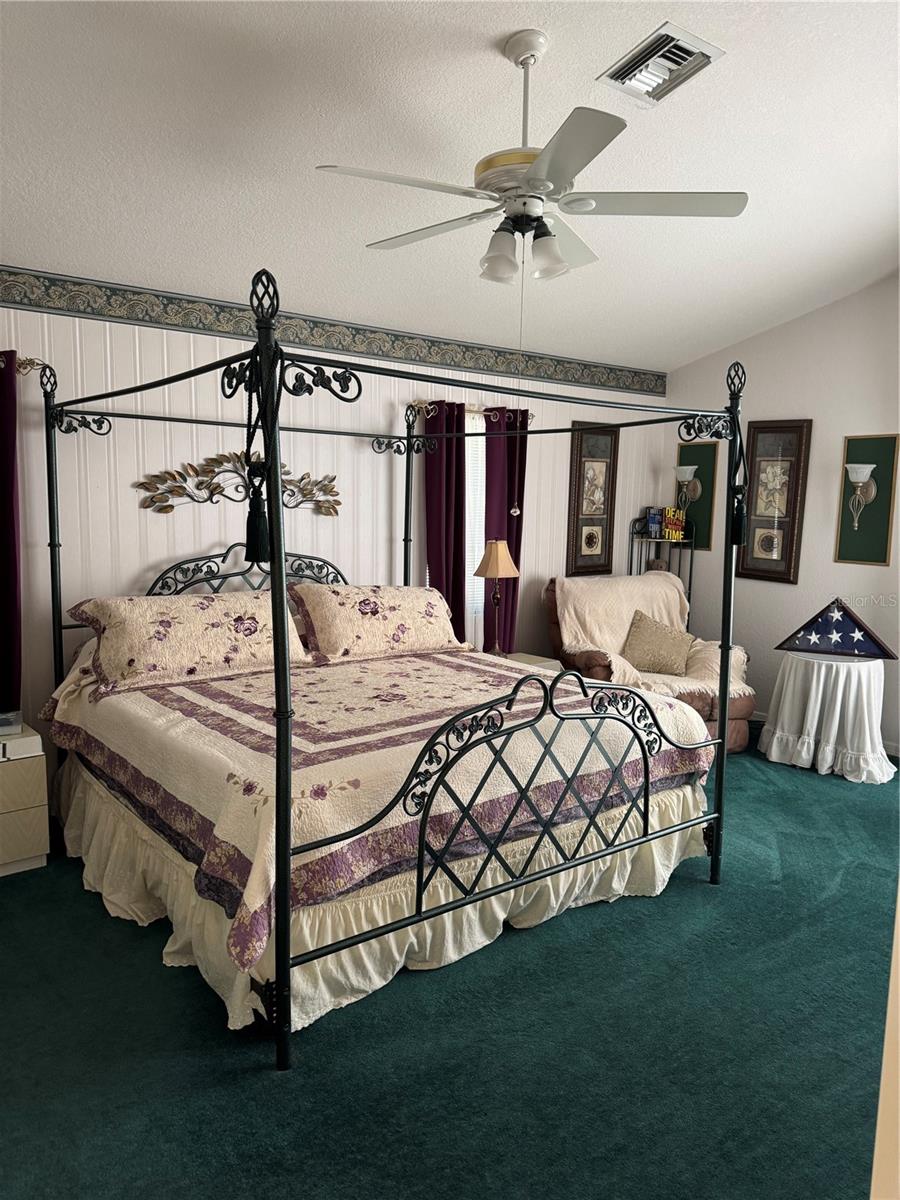 Image 5 of 9 For 3501 Tropicaire Boulevard