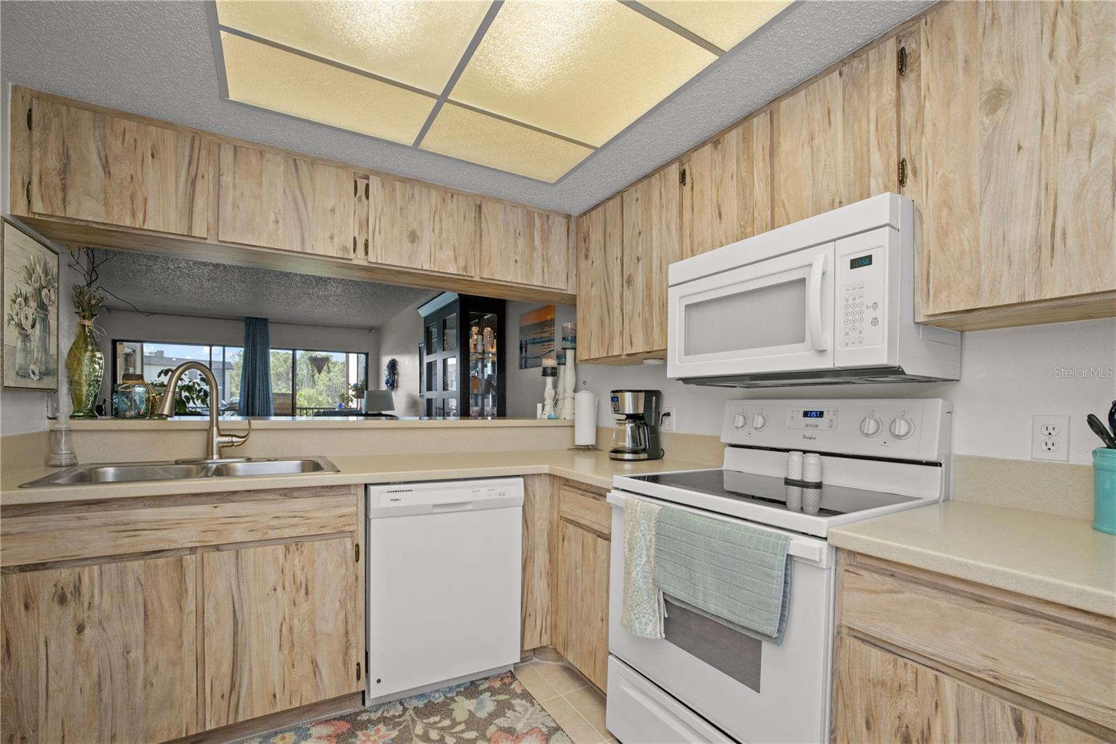 Image 11 of 23 For 1999 Kings Highway 22b