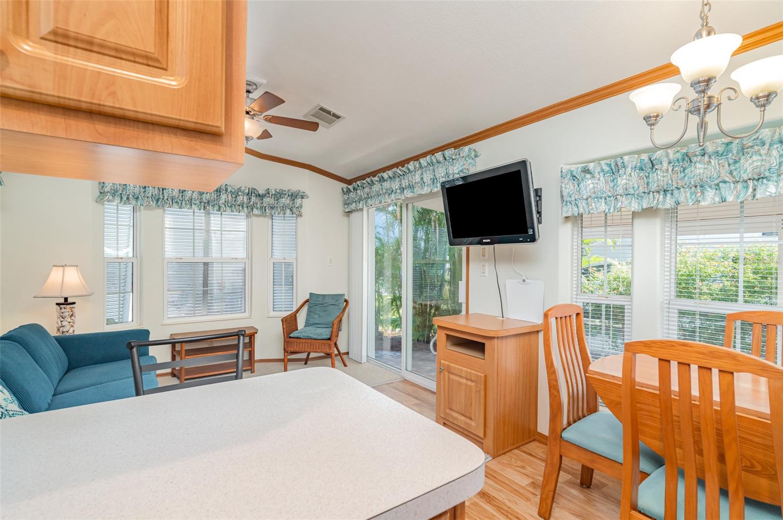 Image 13 of 29 For 6800 Golf Course Boulevard P13