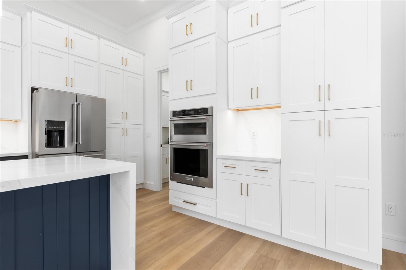 Image 15 of 66 For 15218 Appleton Boulevard