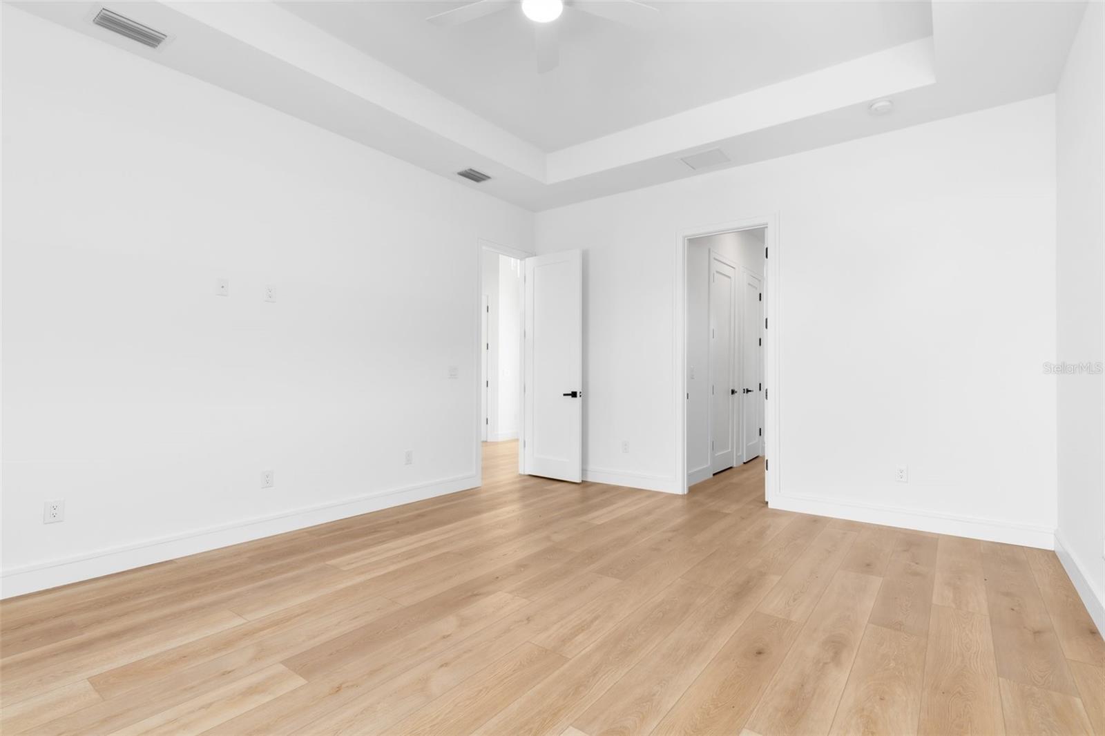 Image 24 of 66 For 15218 Appleton Boulevard