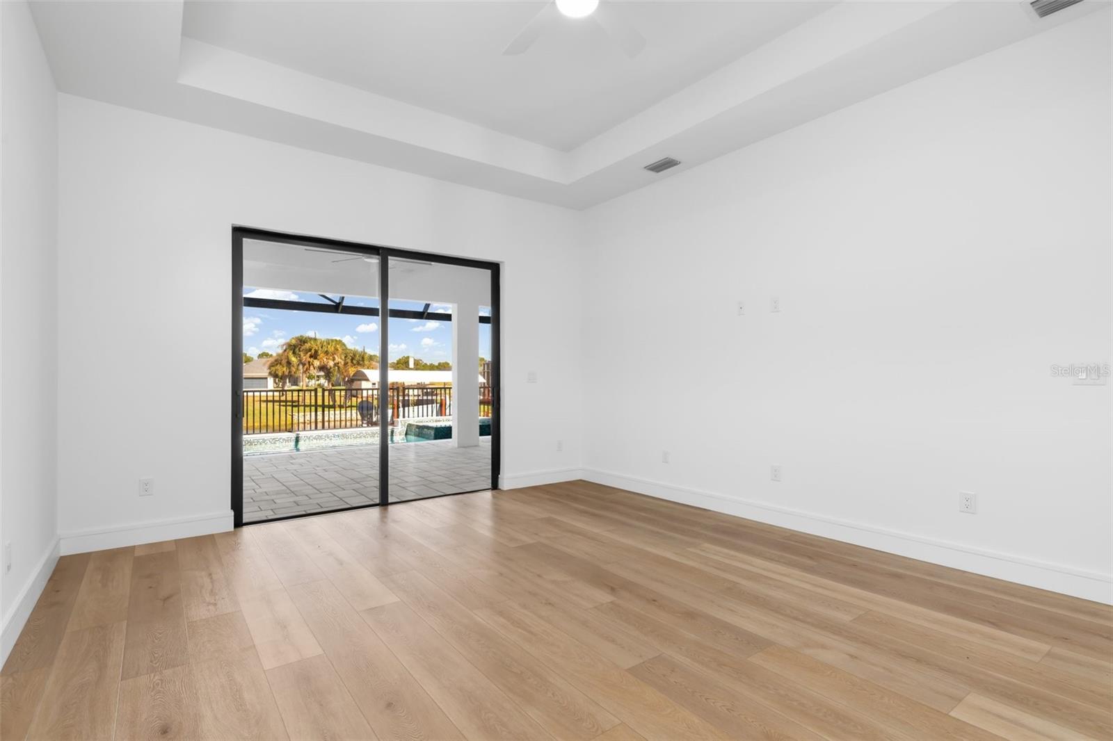 Image 25 of 66 For 15218 Appleton Boulevard